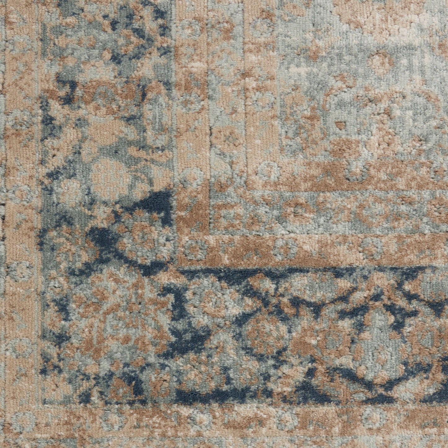 Nourison Home Malta  Cloud  Traditional