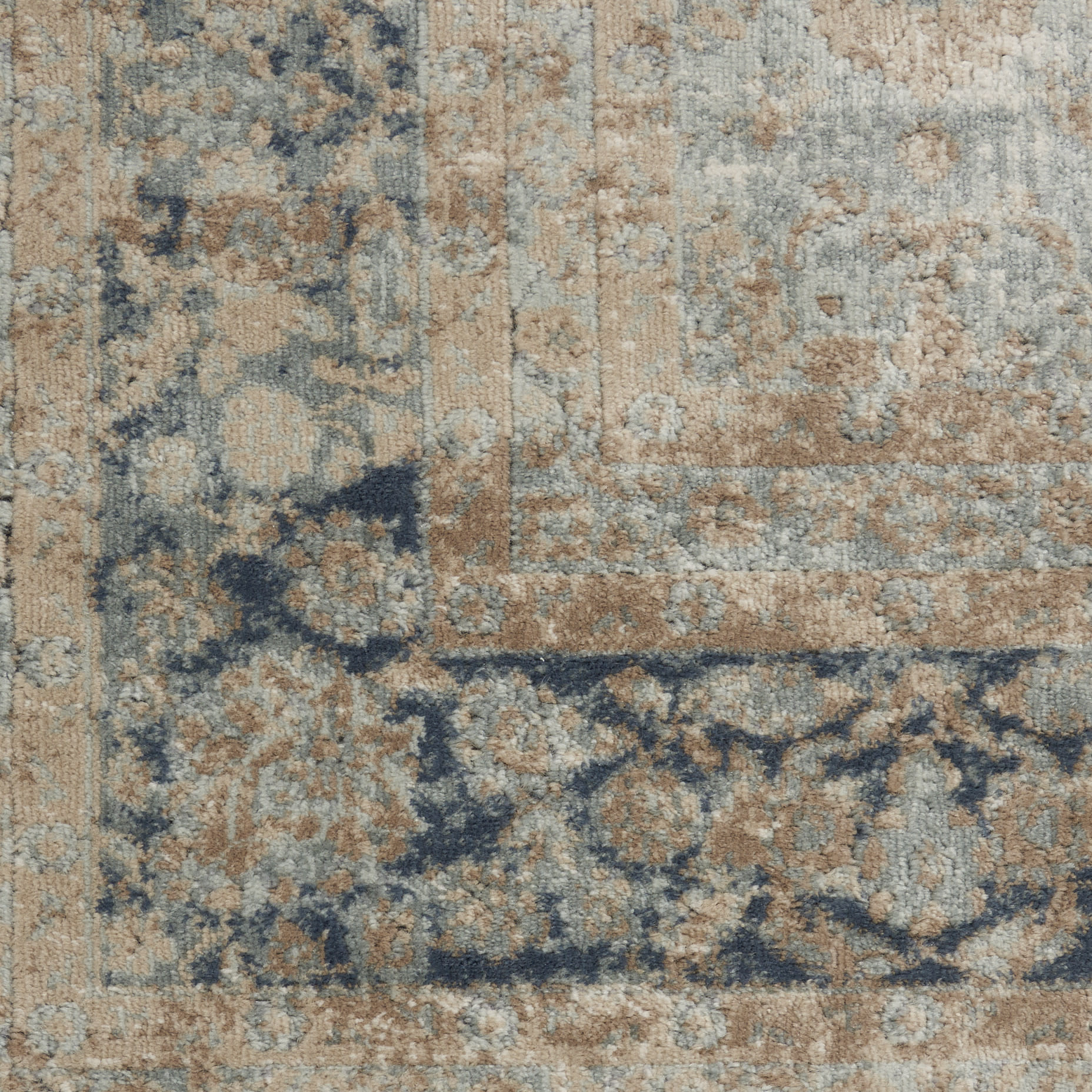 Nourison Home Malta  Cloud  Traditional