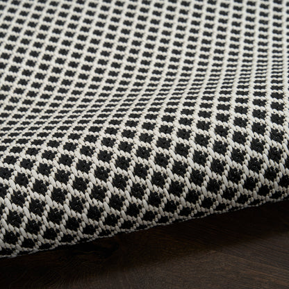 Nourison Home Courtyard  Black White  Contemporary