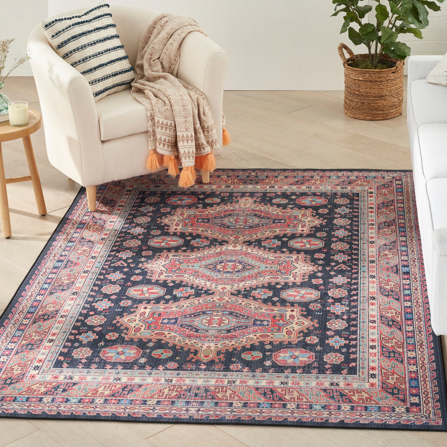 Nourison Home Vintage Home  Navy  Traditional