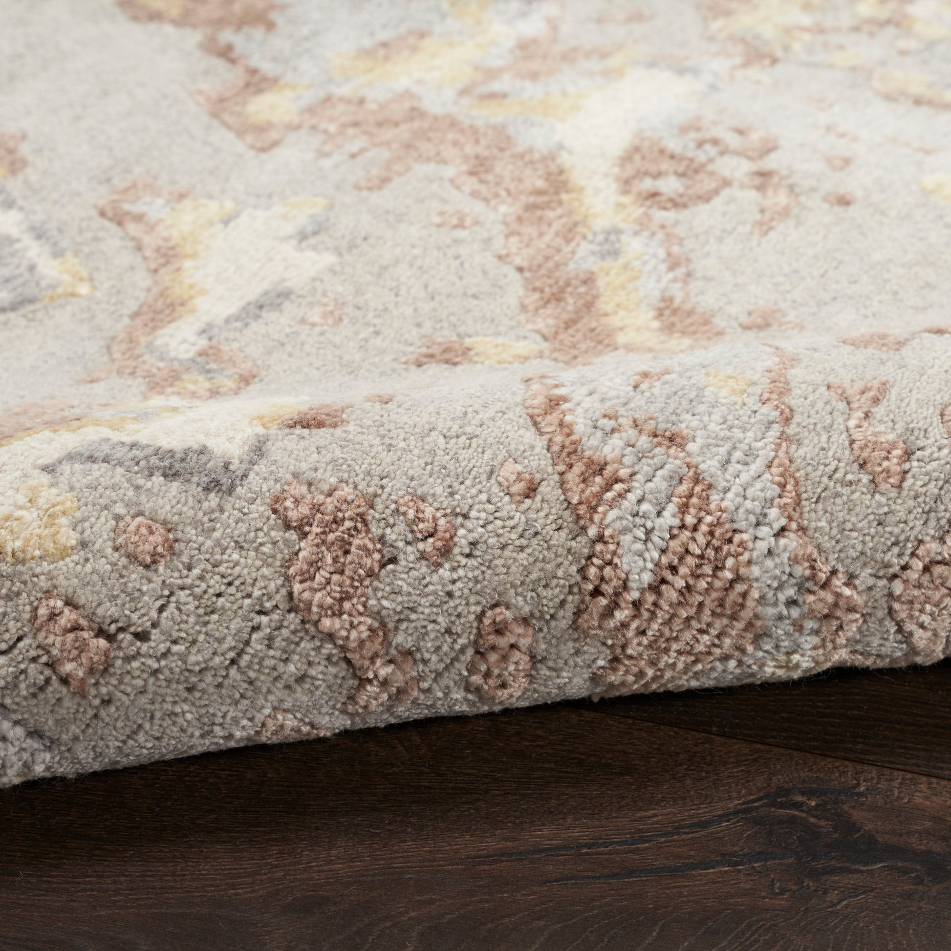 Nourison Home Silk Shadows  Silver  Contemporary