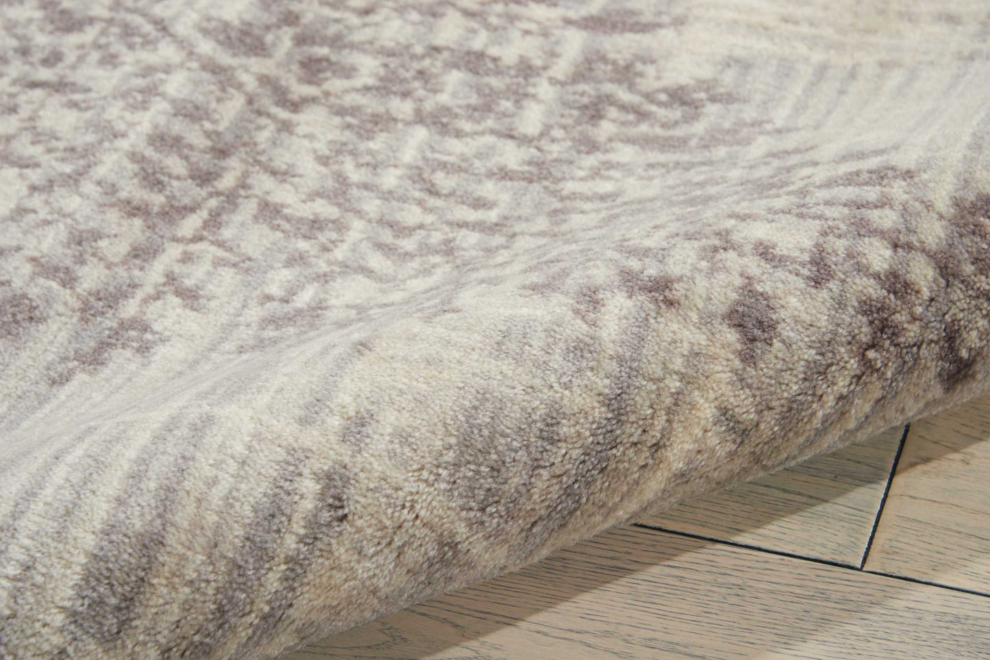 Nourison Home Utopia  Champagne  Contemporary