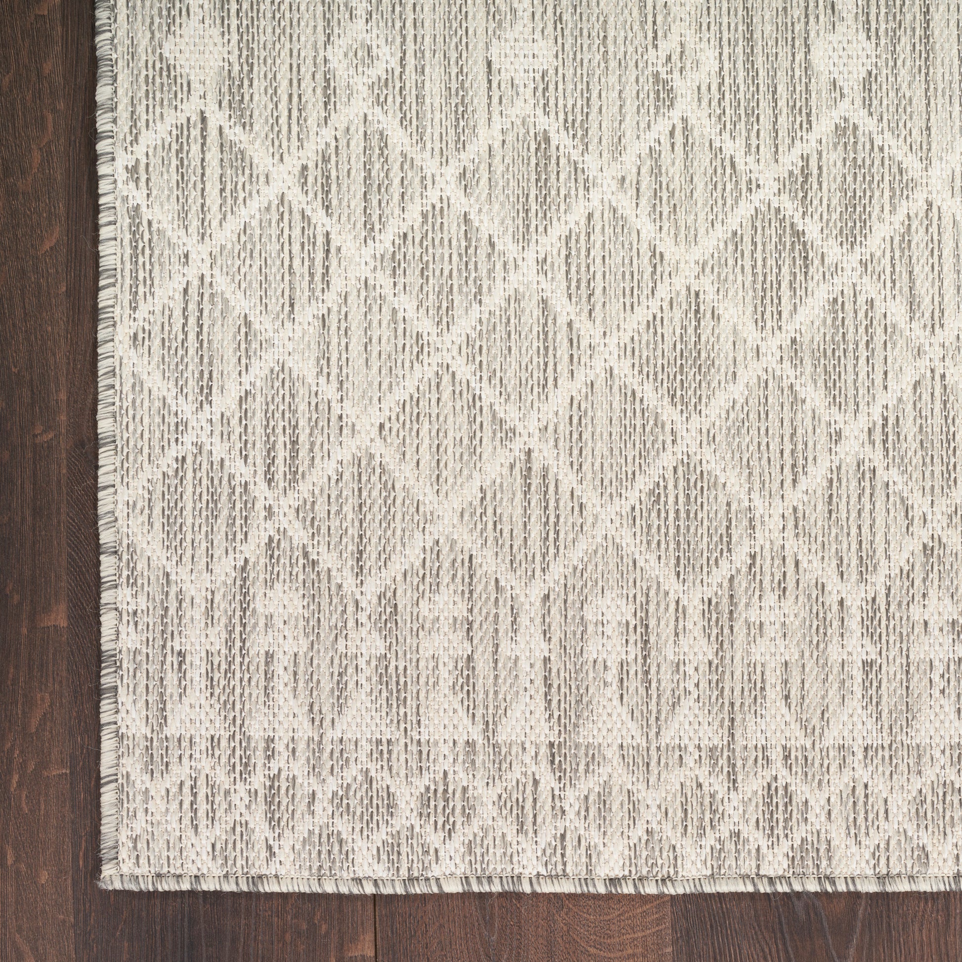 Nourison Home Positano  Light Grey  Contemporary