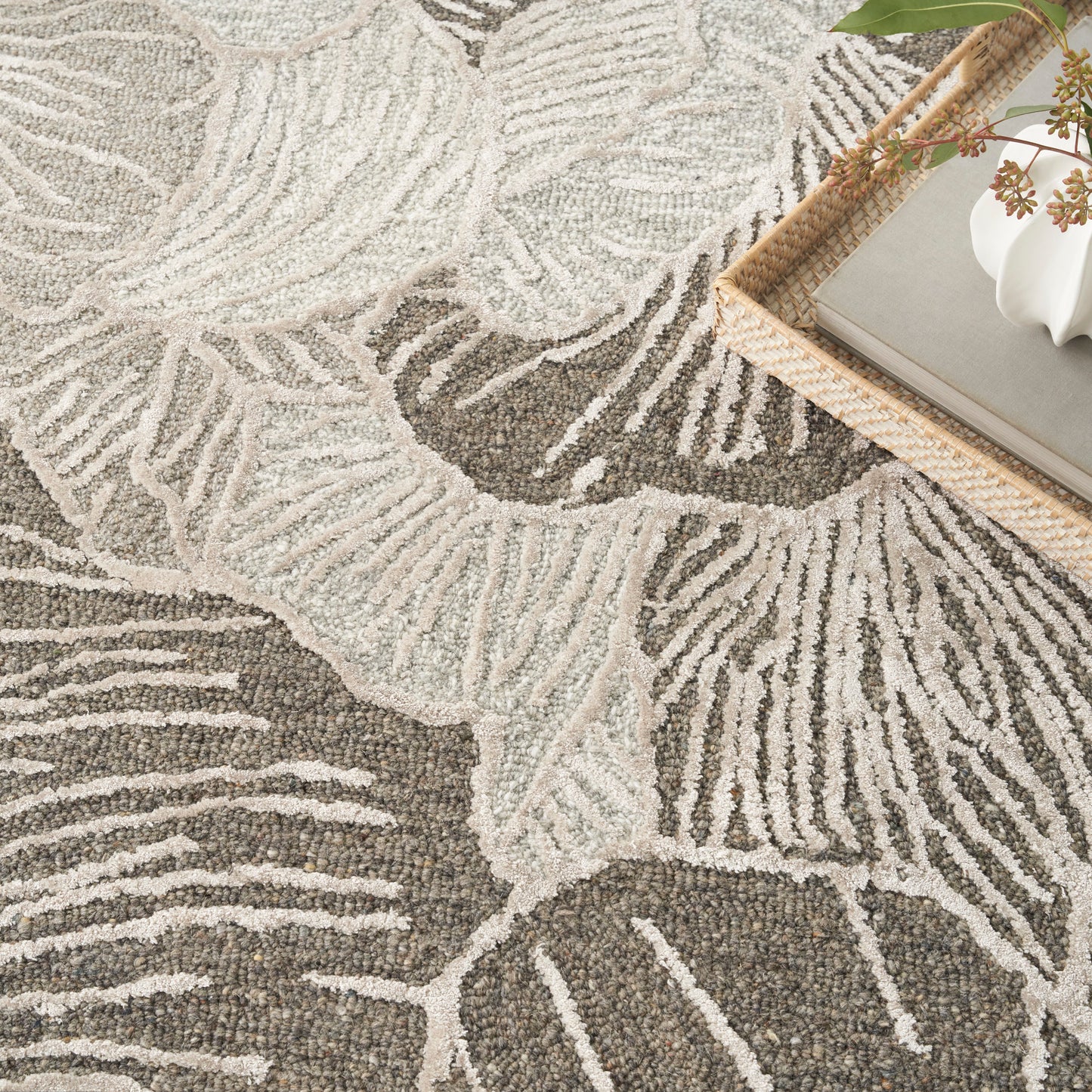 Nourison Home Avra  Grey  Contemporary