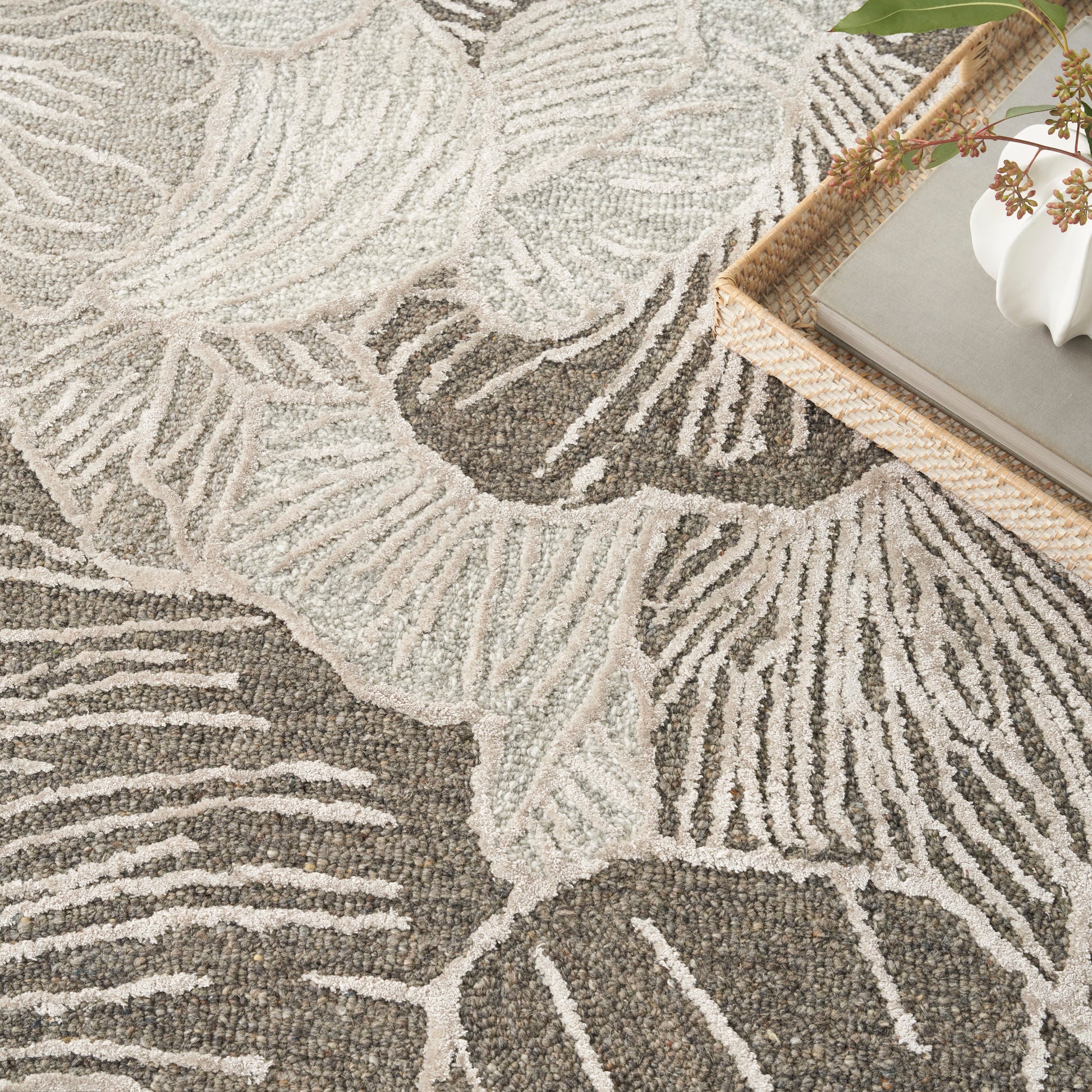 Nourison Home Avra  Grey  Contemporary