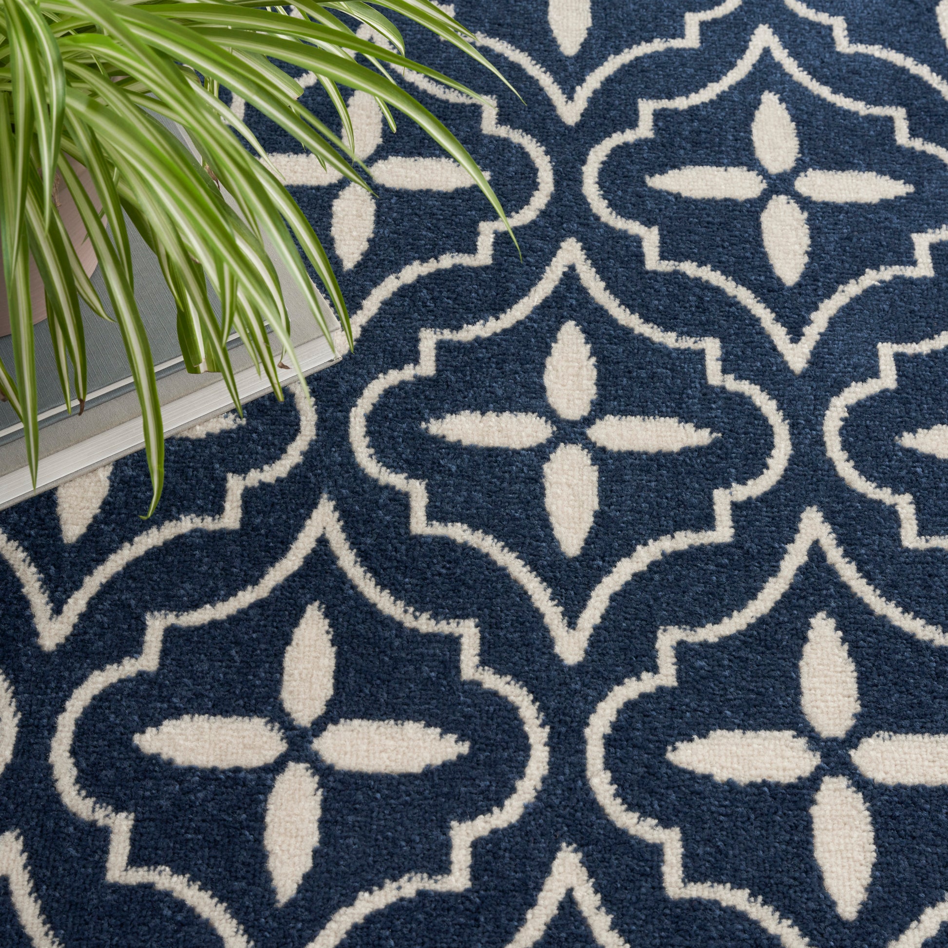 Nourison Home Nourison Essentials  Navy Ivory  Contemporary