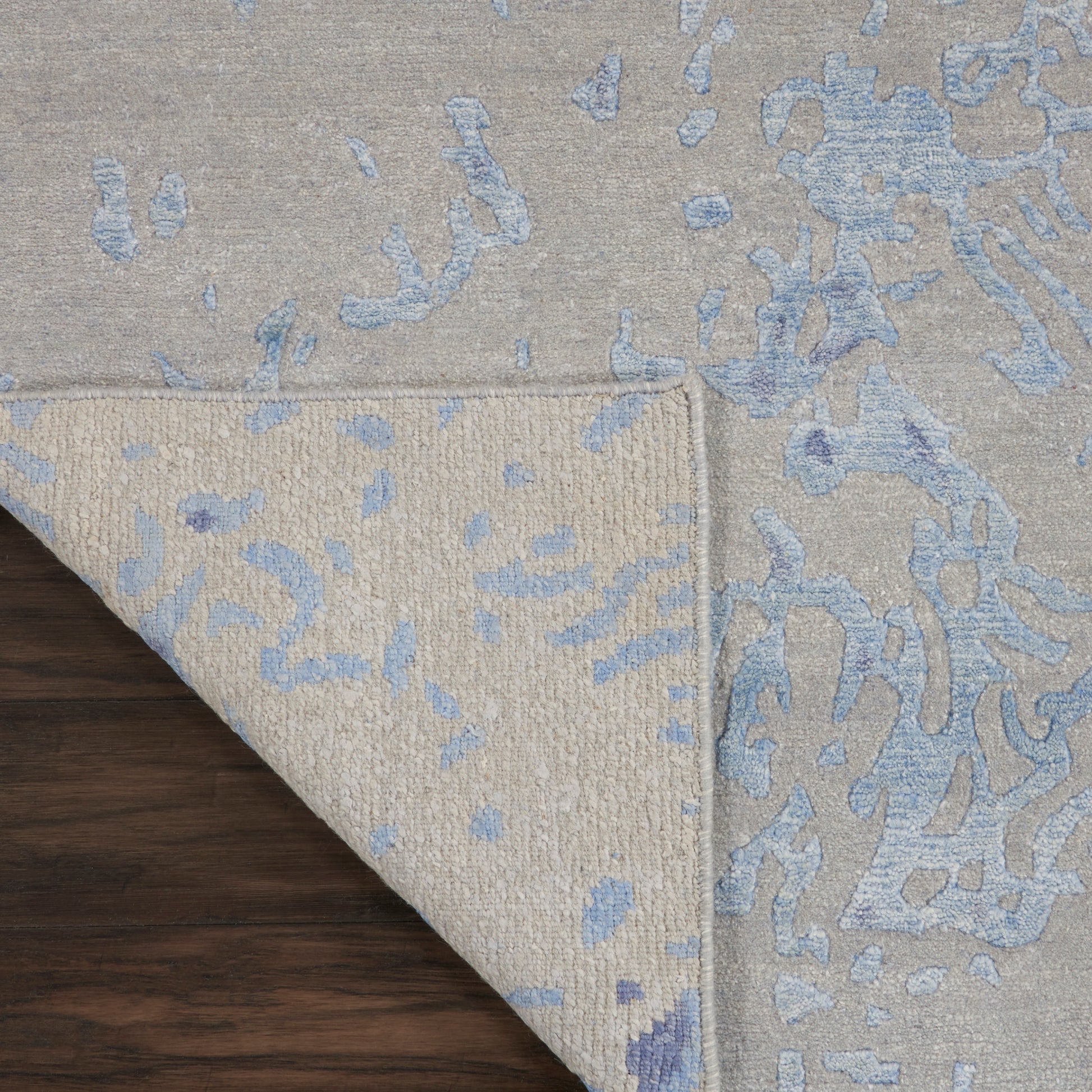 Nourison Home Silk Shadows  Grey Blue  Contemporary