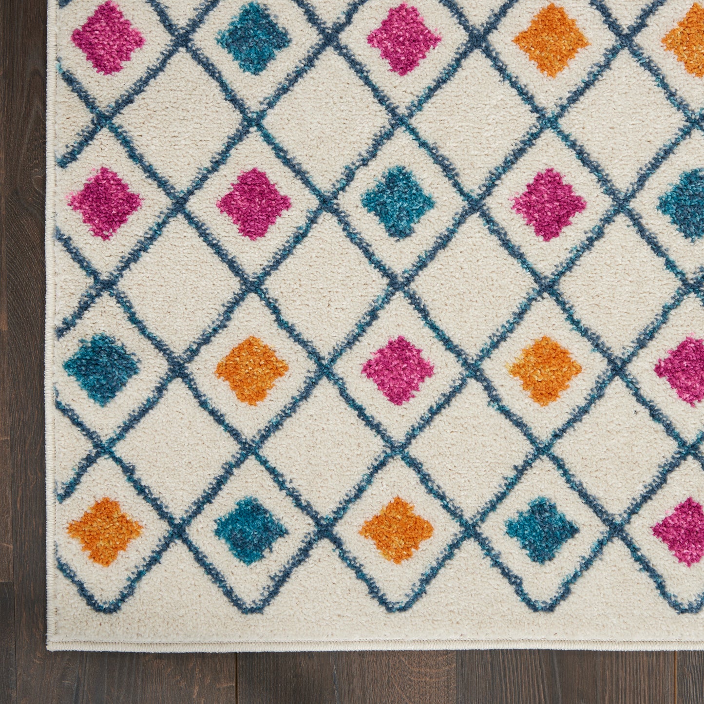 Nourison Home Passion  Ivory Multicolor  Transitional