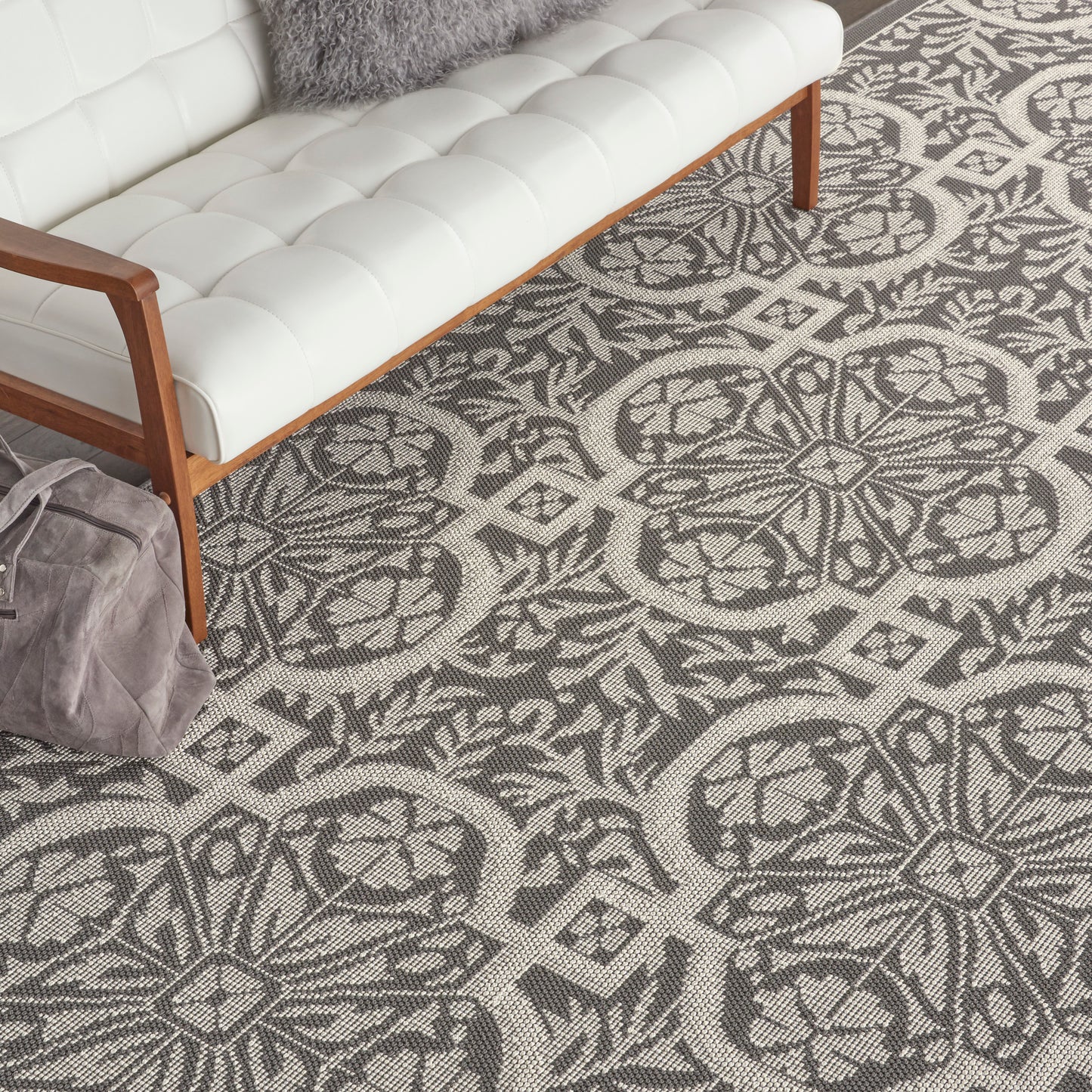 Nourison Home Aruba  Ivory Grey  Transitional