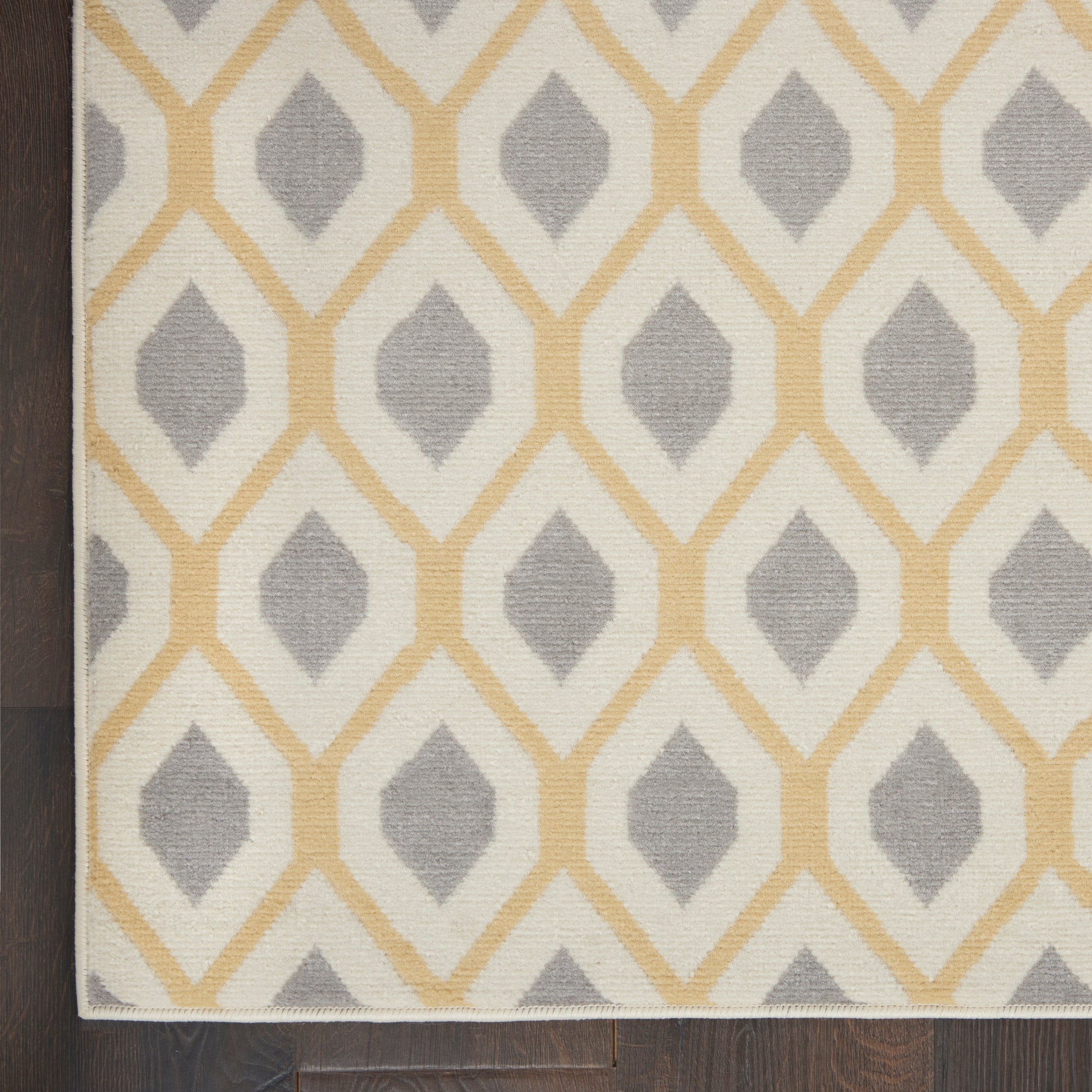 Nourison Home Grafix  White  Contemporary