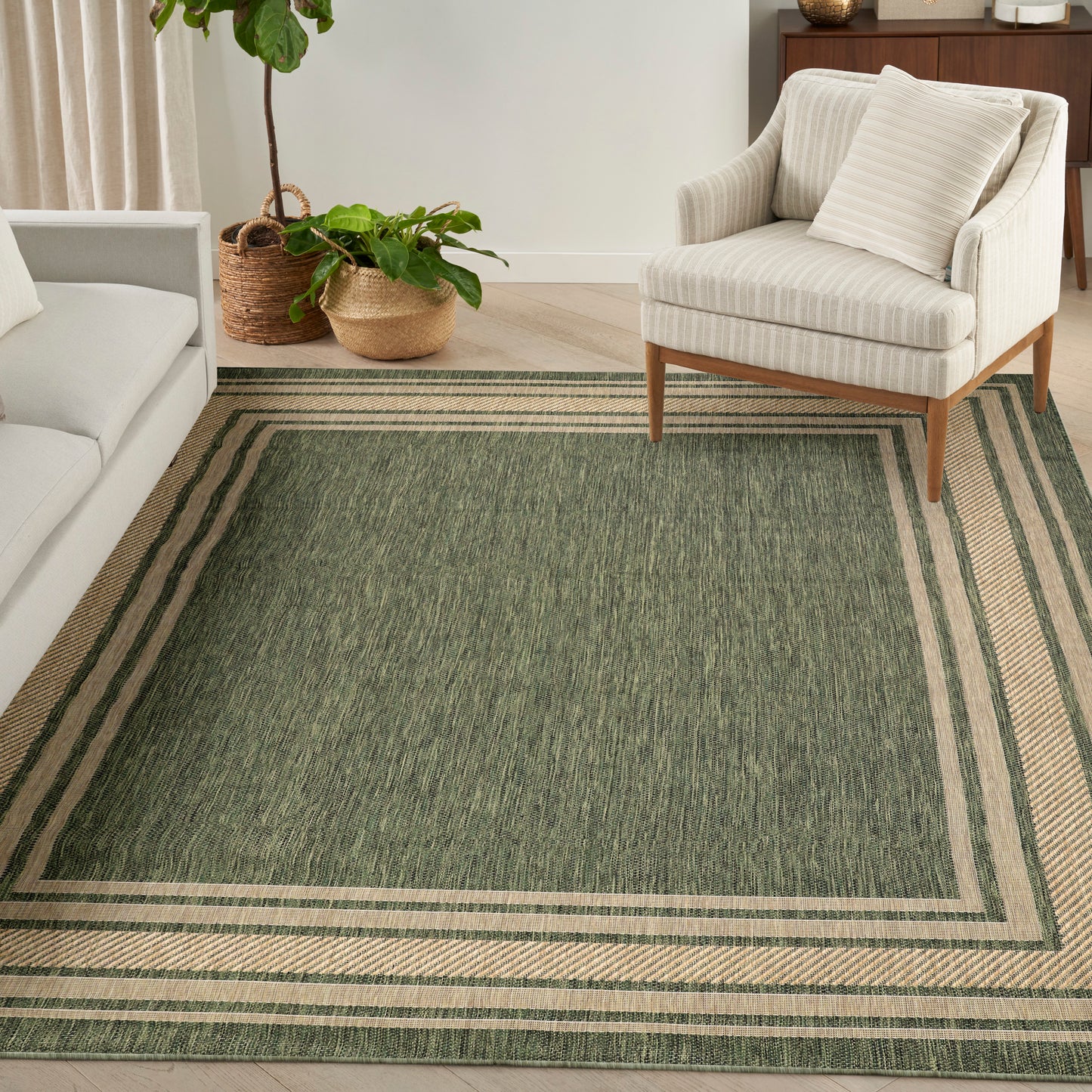 Nourison Home Horizon Indoor/Outdoor  Green  Contemporary