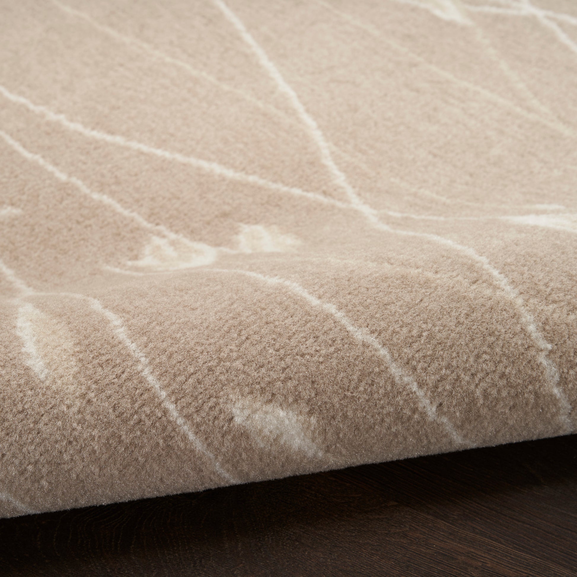 Nourison Home Grafix  Beige  Contemporary