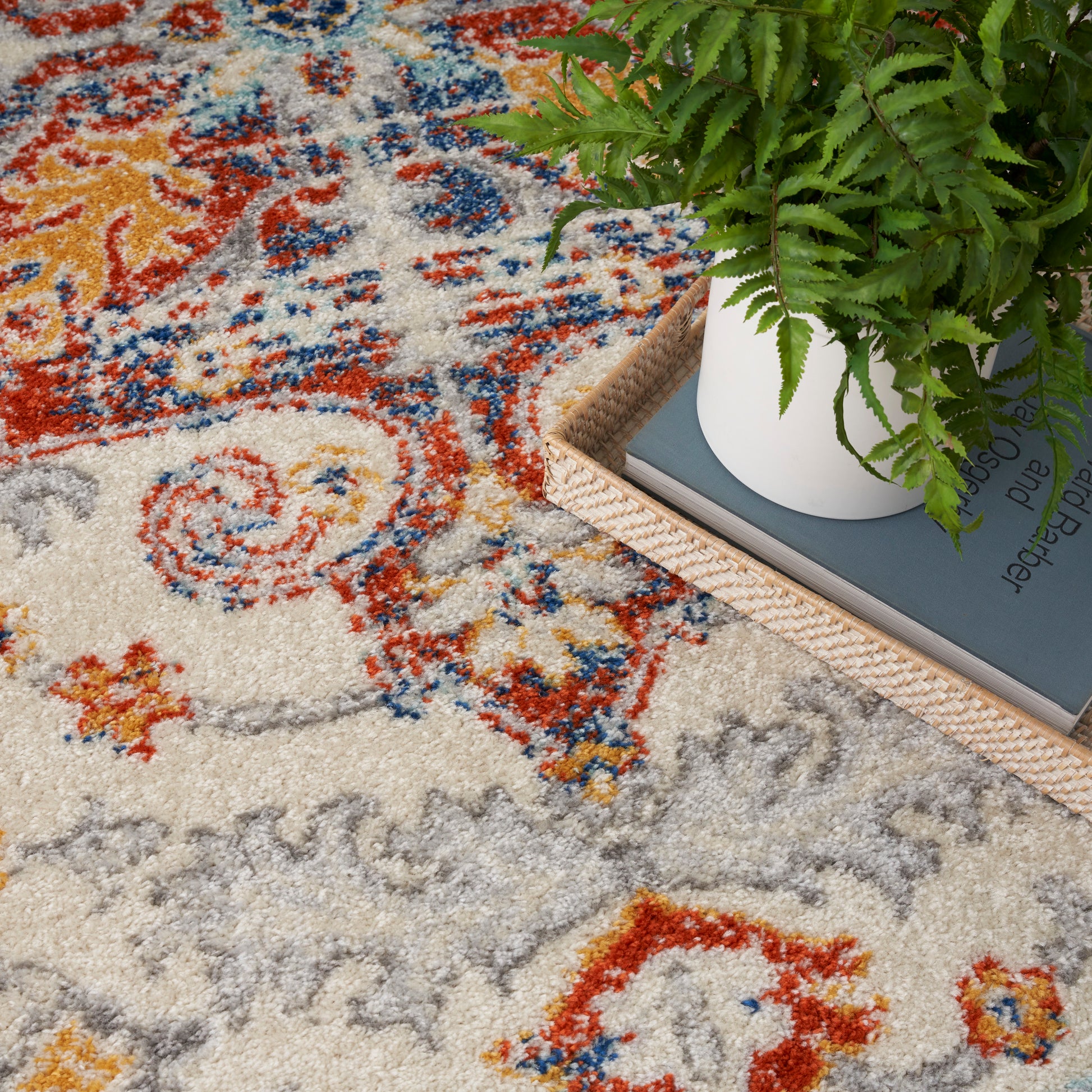 Nourison Home Passion  Ivory Multicolor  Traditional