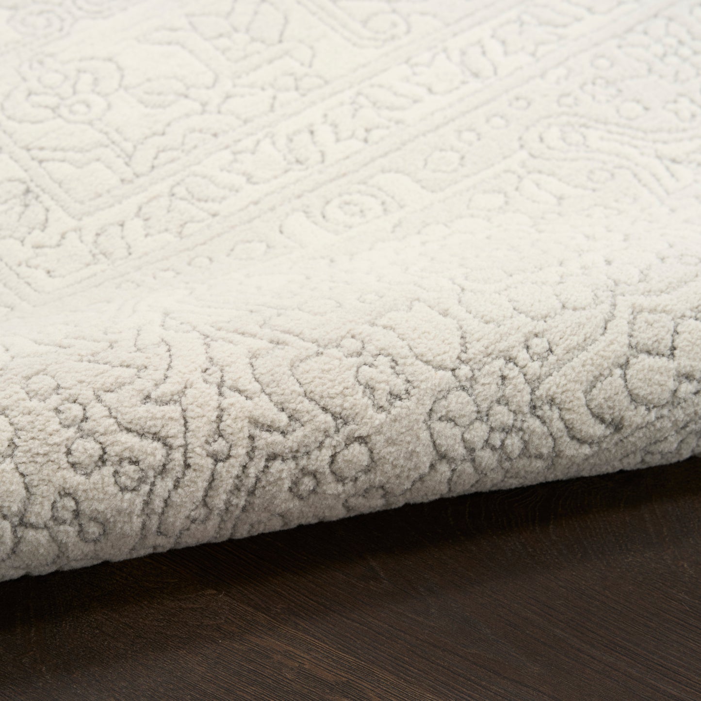 Nourison Home Grace  Ivory Light Grey  Traditional