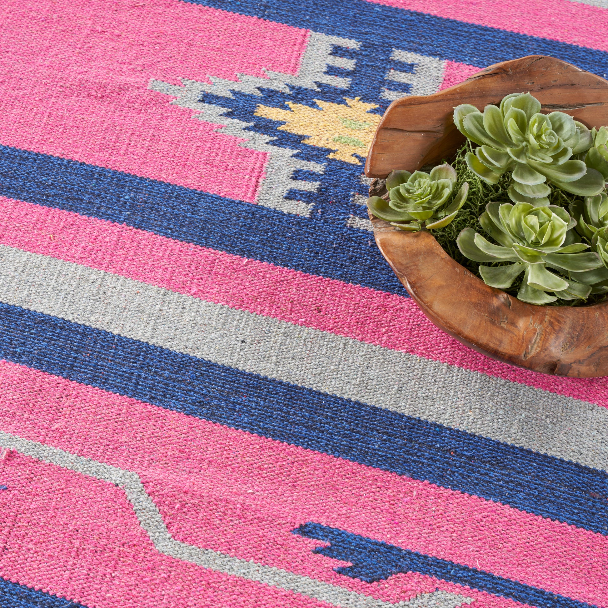 Nourison Home Baja  Pink Blue  Transitional