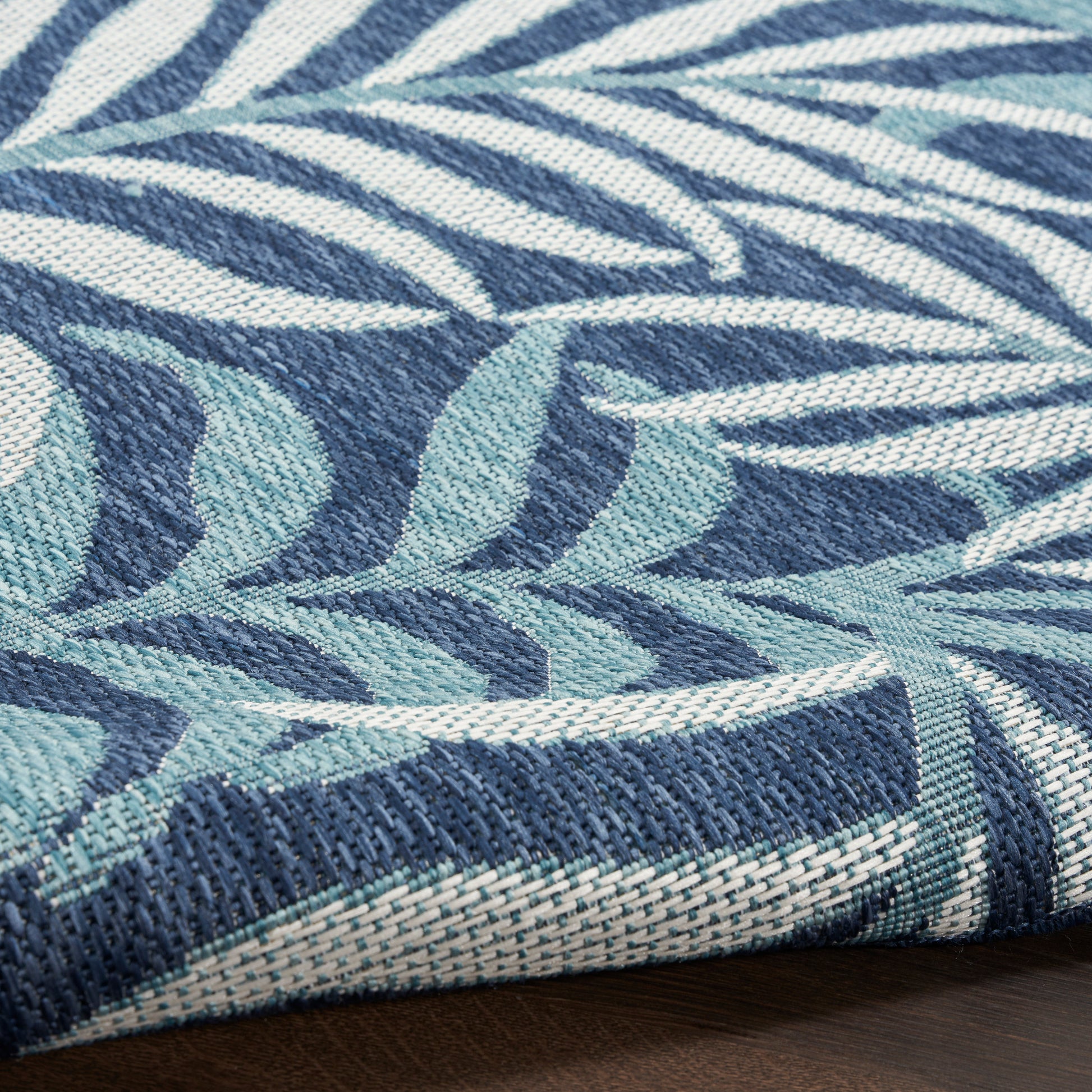 Nourison Home Garden Oasis  Navy  Contemporary