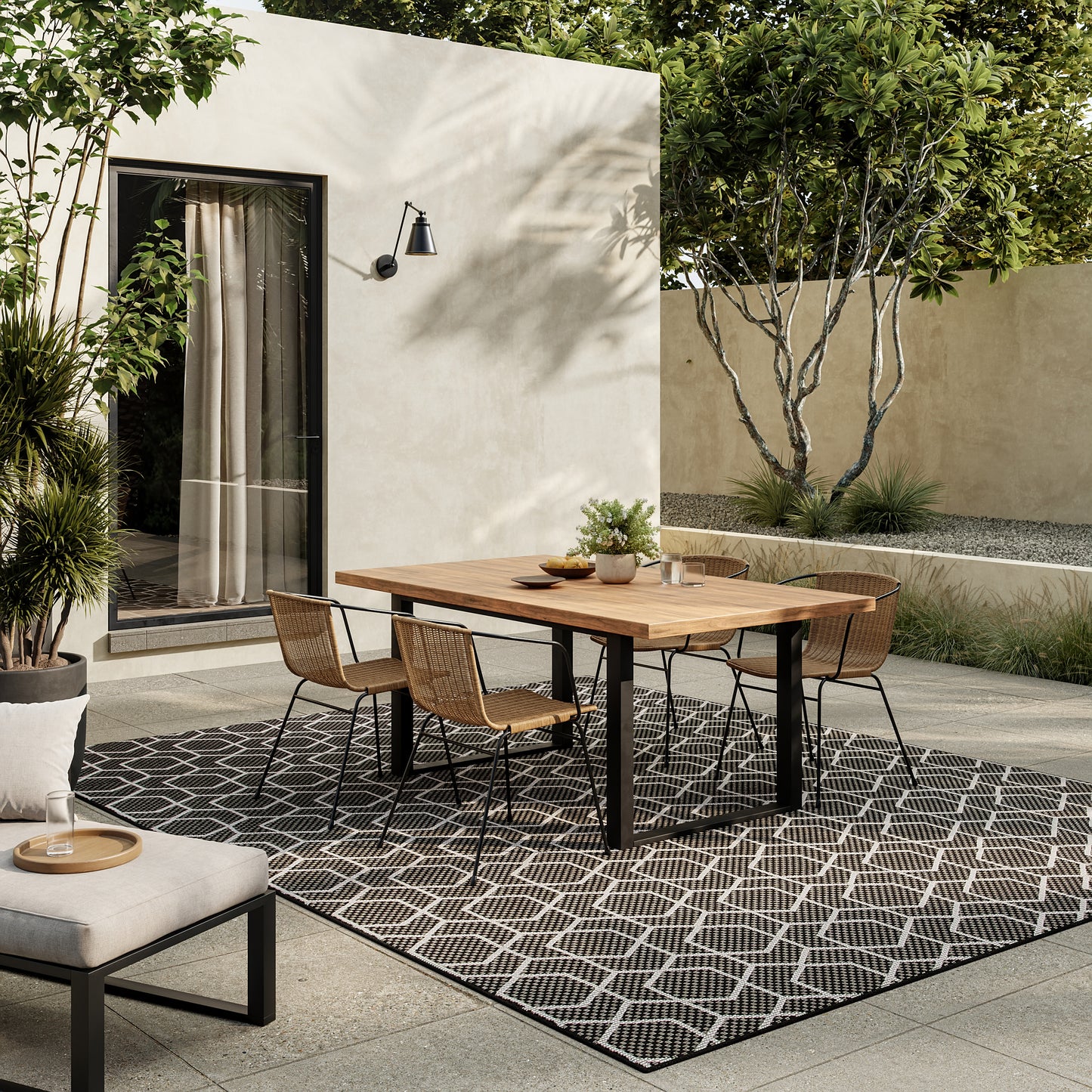 Nourison Home Horizon Indoor/Outdoor  Black  Contemporary