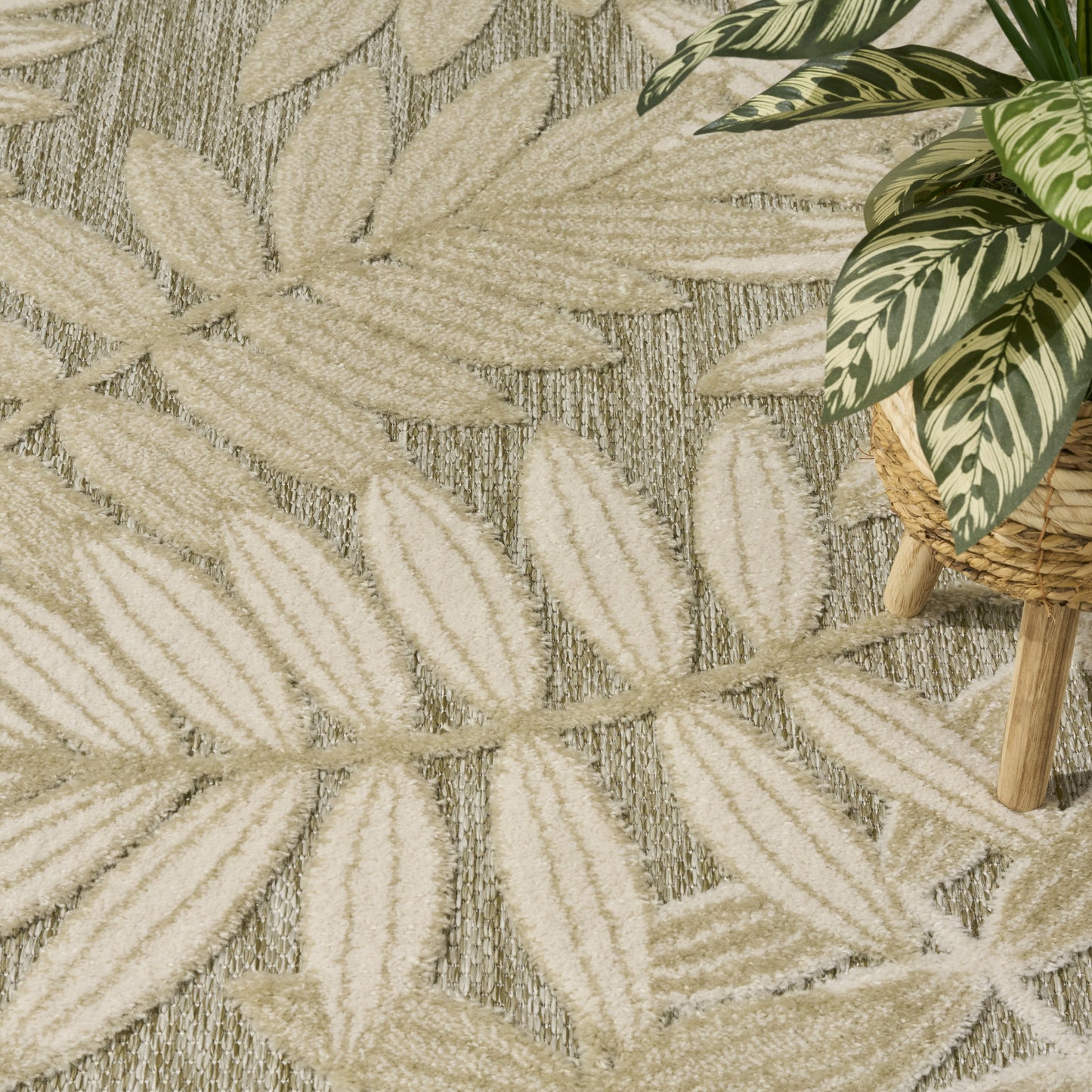 Nourison Home Aloha  Ivory Sage  Contemporary