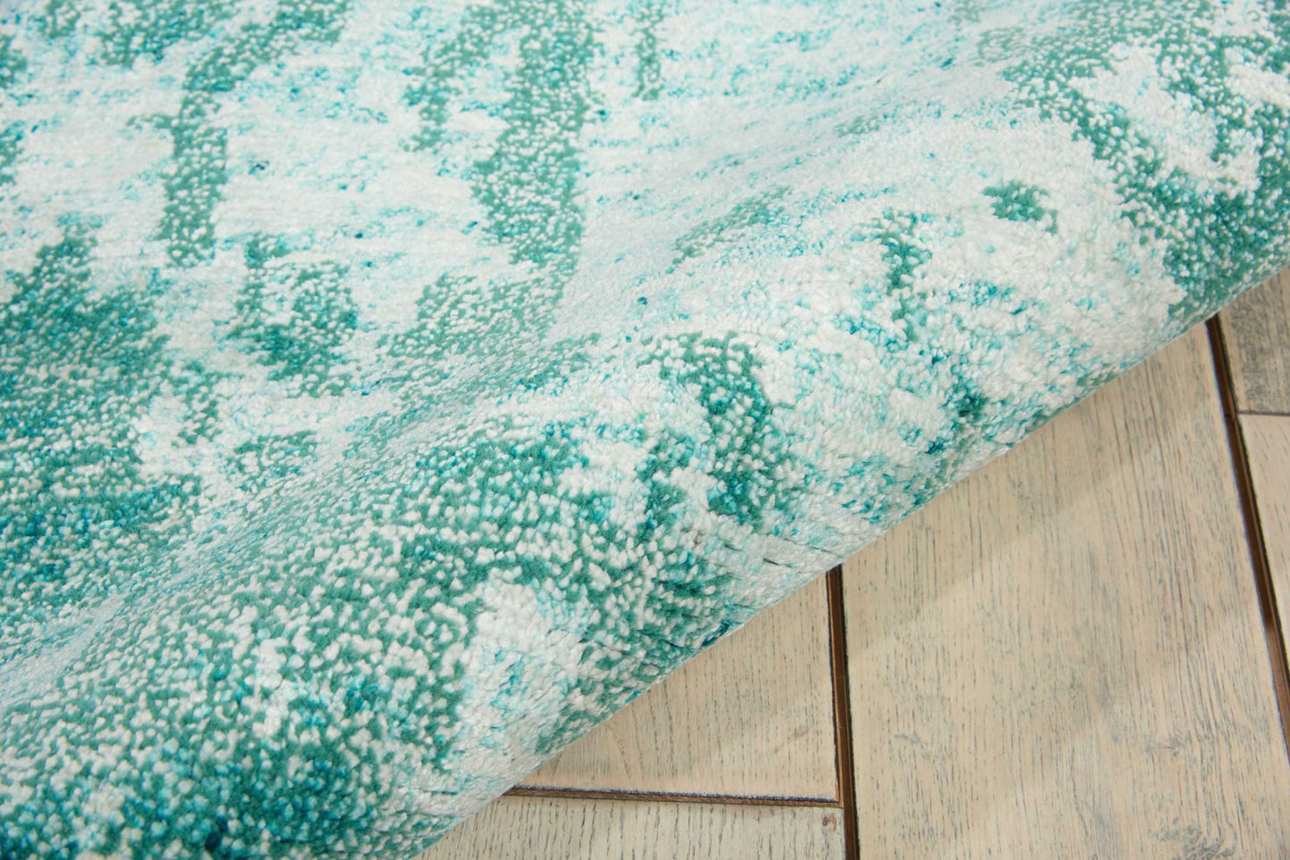 Nourison Home Silk Shadows  Marine  Transitional