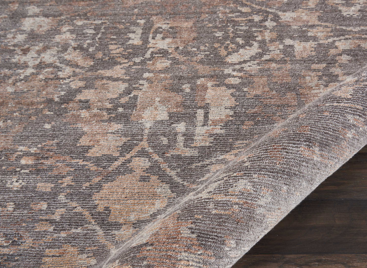 Nourison Home Lucent  Flint  Transitional