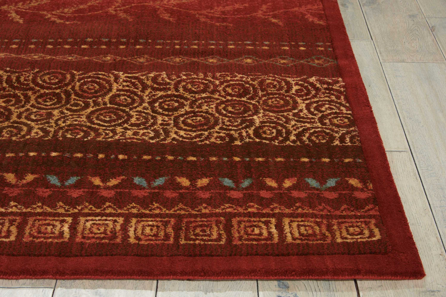 Nourison Home Radiant Impression  Crimson  Traditional