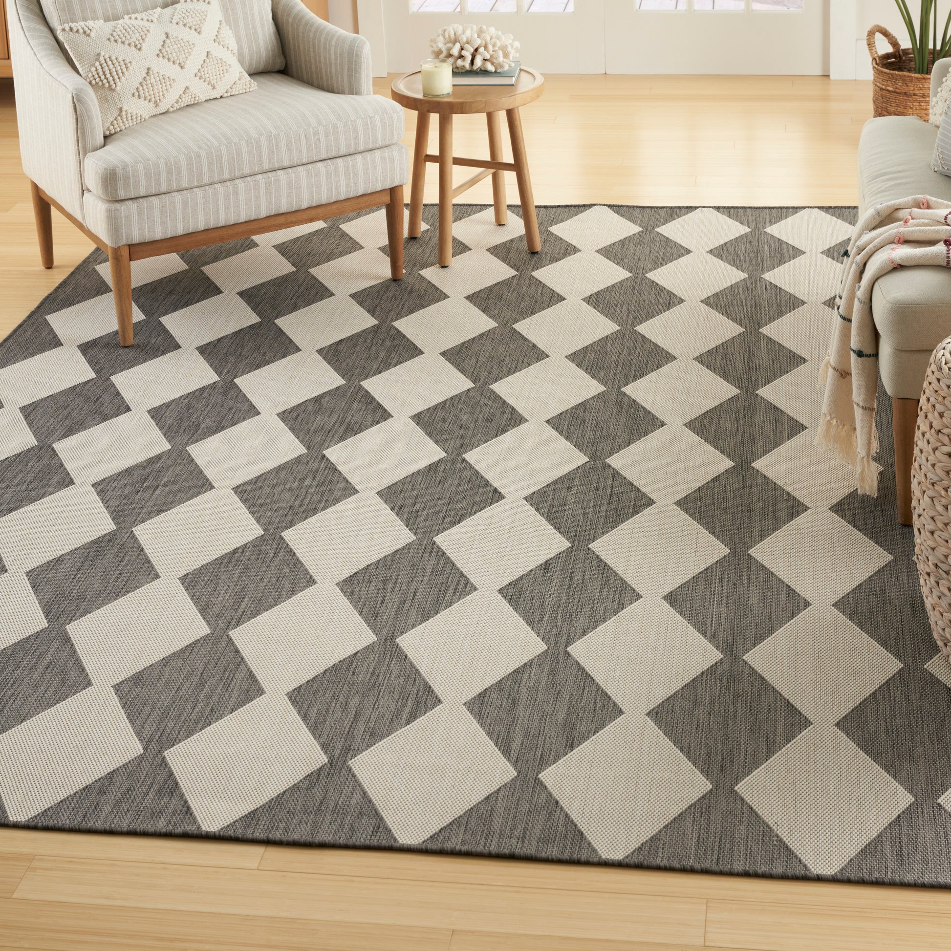 Nourison Home Positano  Charcoal  Contemporary
