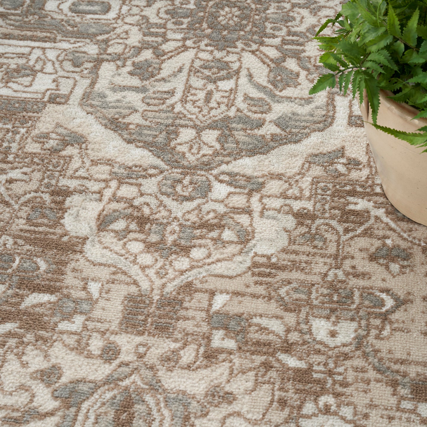 Nourison Home Quarry  Beige  Transitional