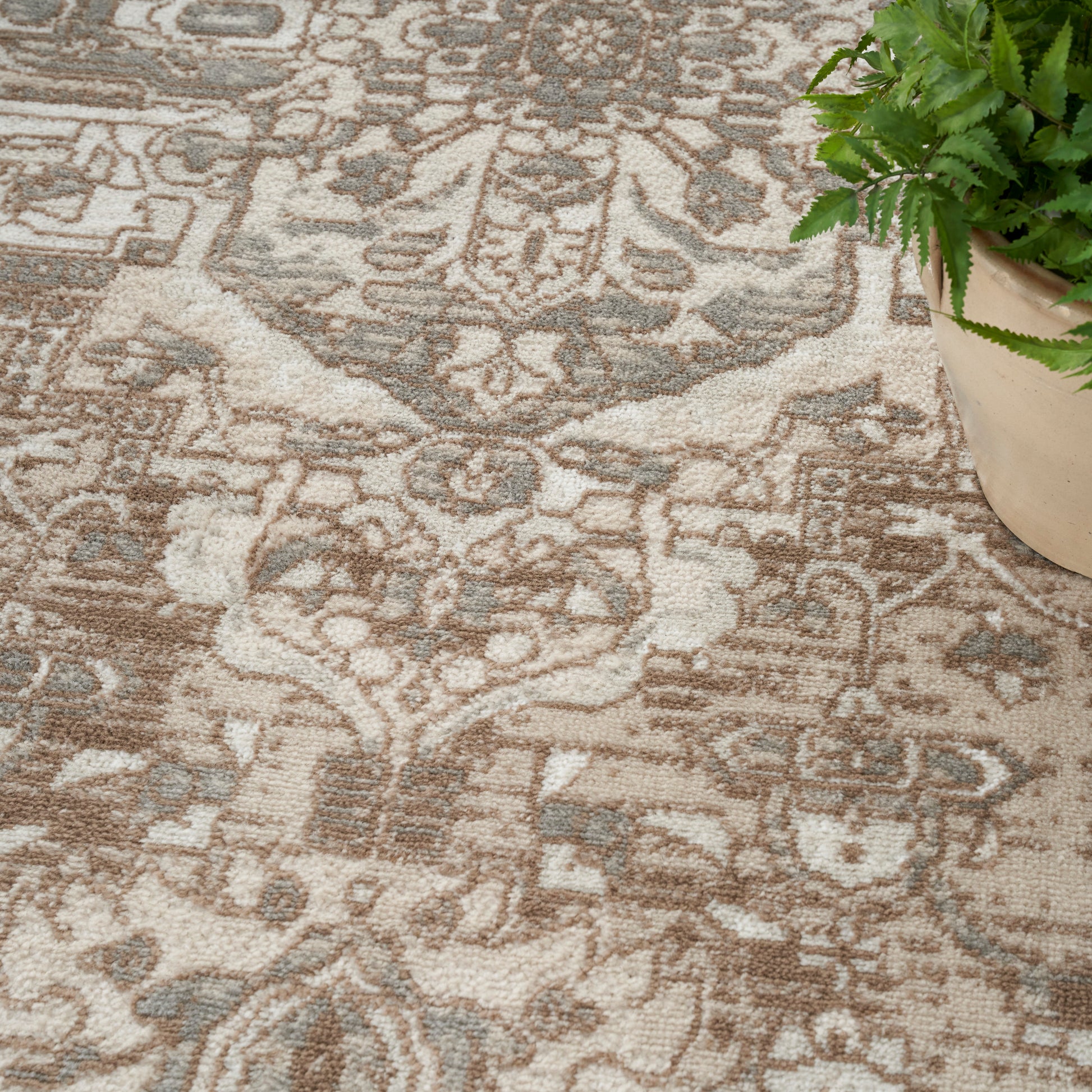 Nourison Home Quarry  Beige  Transitional