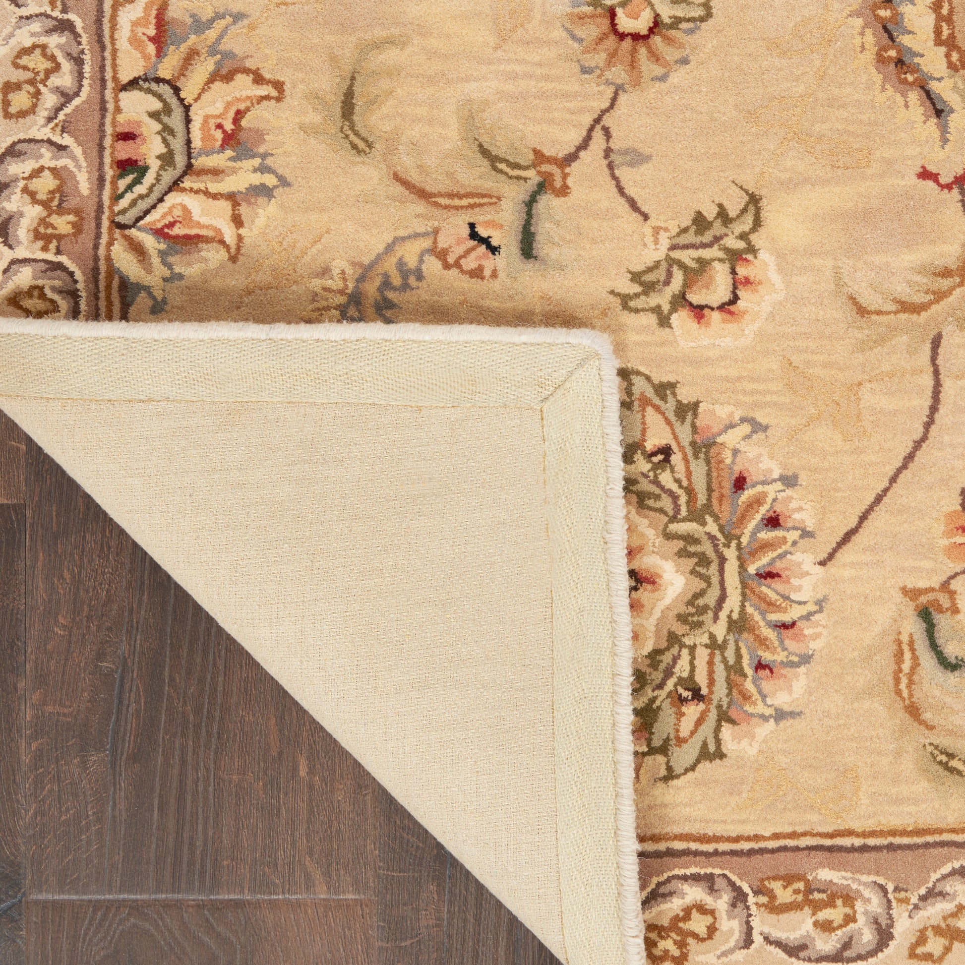 Nourison Home Nourison 2000  Beige  Traditional