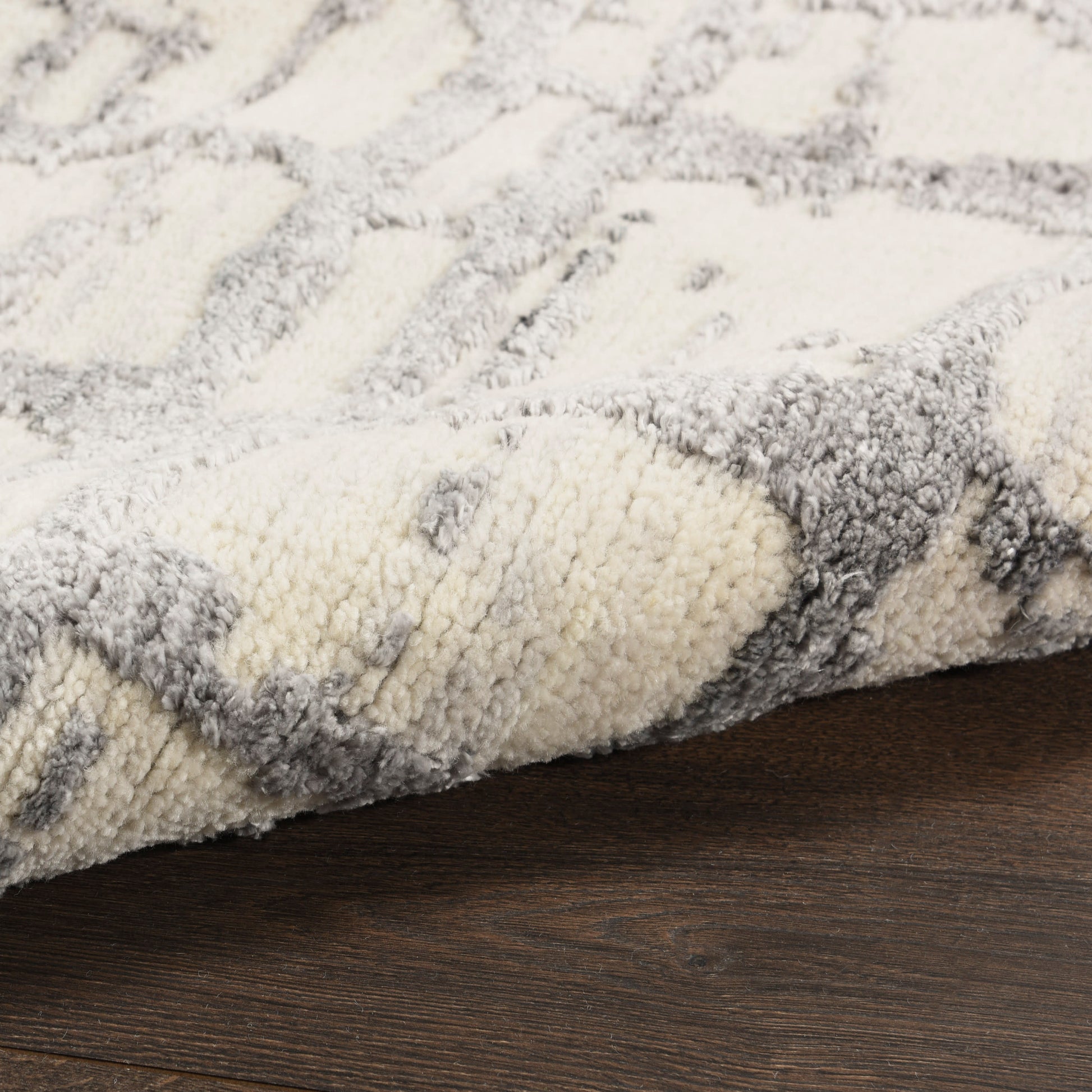 Nourison Home Luna  Ivory Grey  Contemporary