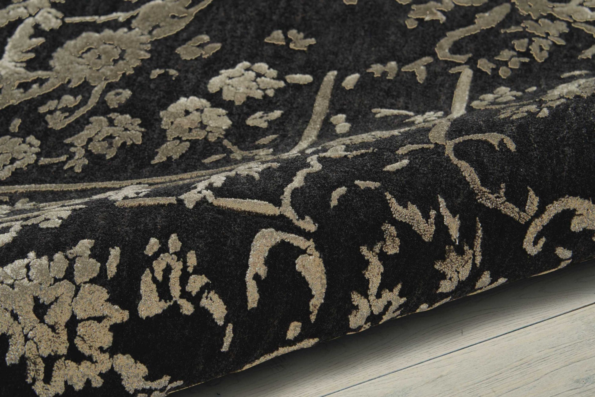 Nourison Home Opaline  Midnight Silver  Transitional