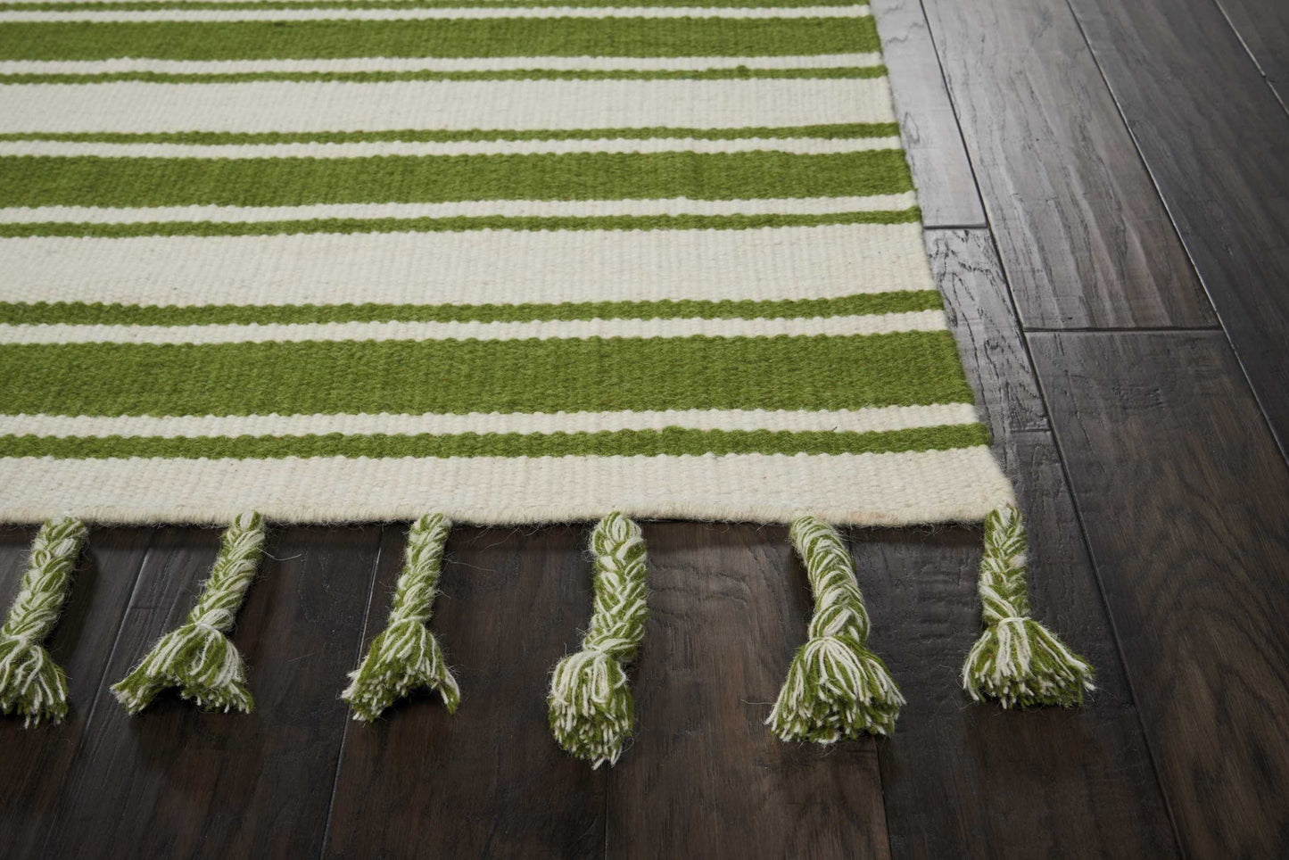 Nourison Home Rio Vista  Ivory Green  Contemporary