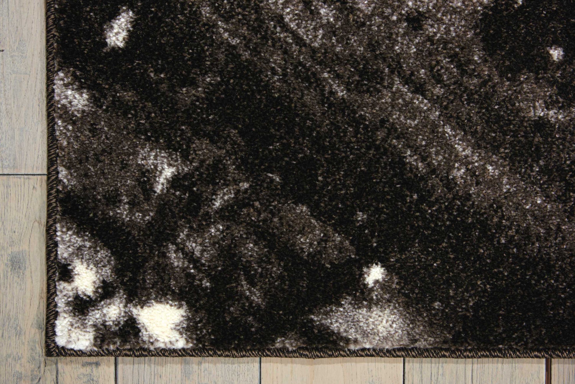 Nourison Home Illusion-KI  Ivory Grey  Contemporary