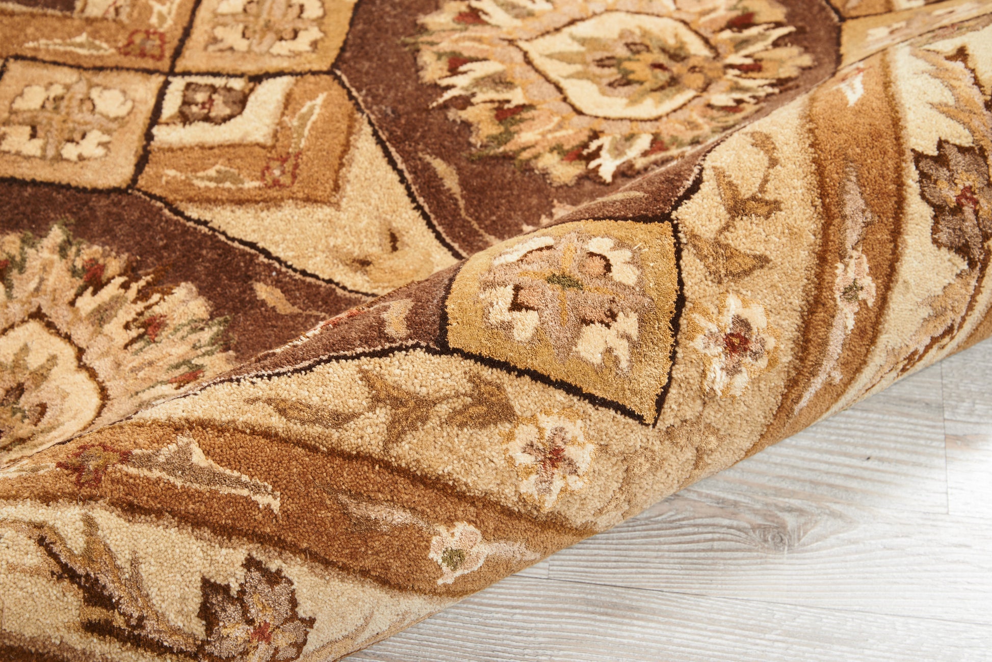 Nourison Home Nourison 3000  Brown  Traditional