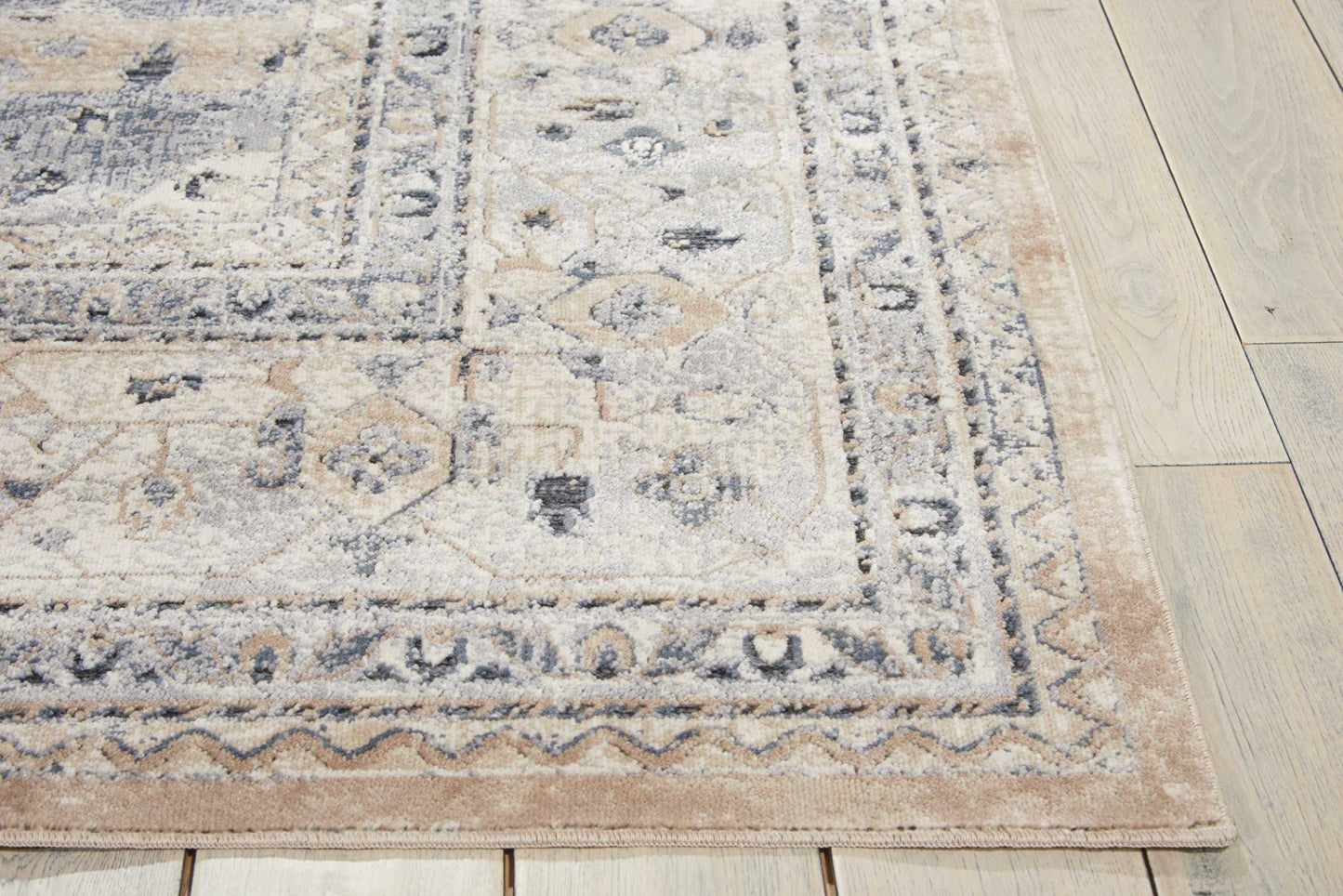 Nourison Home Malta  Beige Blue  Traditional