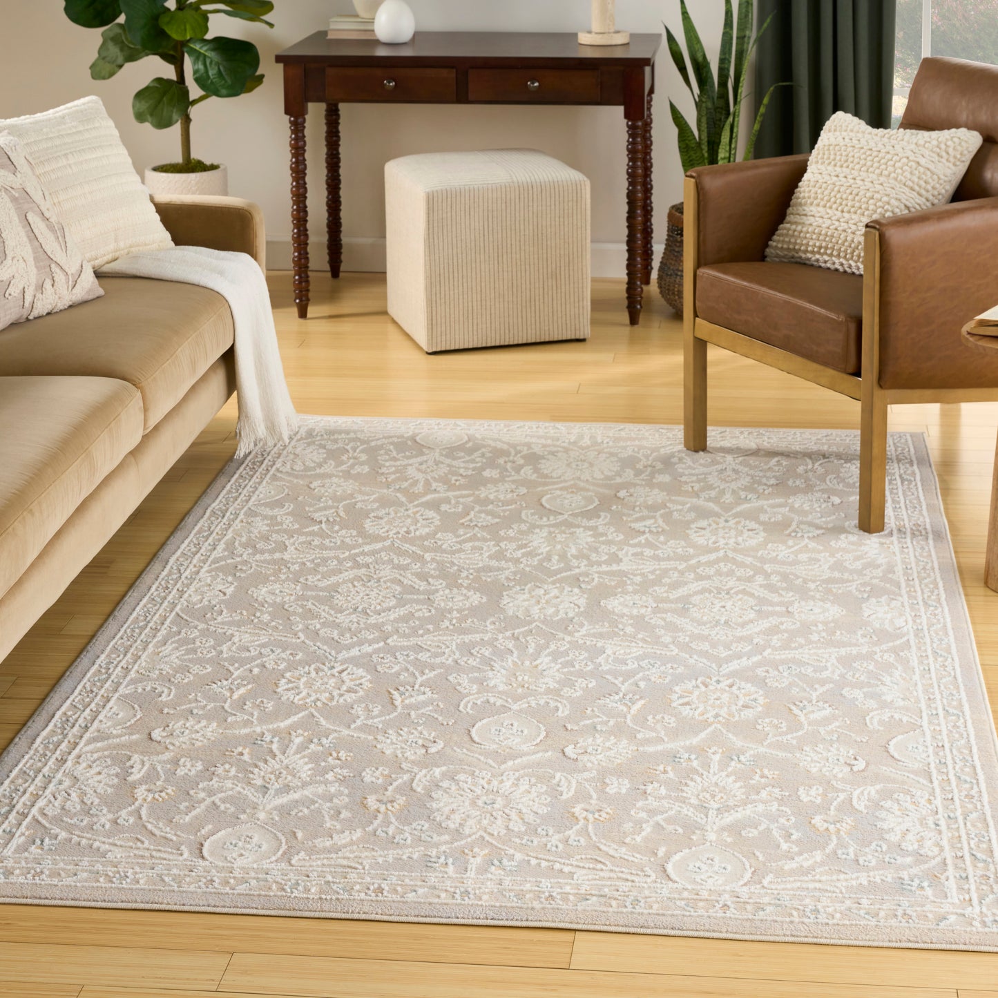 Nourison Home Isla  Light Grey  Traditional