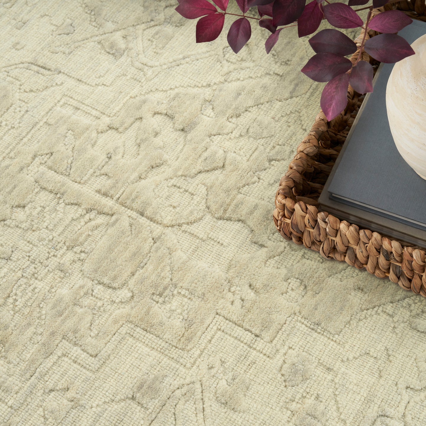 Nourison Home Ravello  Ivory Grey  Traditional