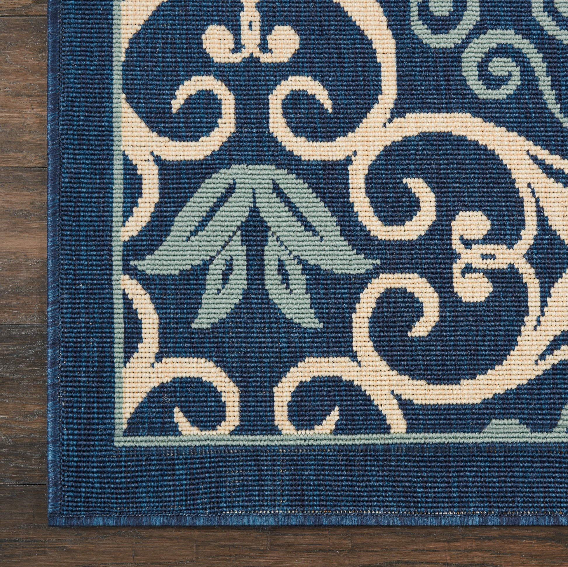 Nourison Home Caribbean  Navy  Transitional