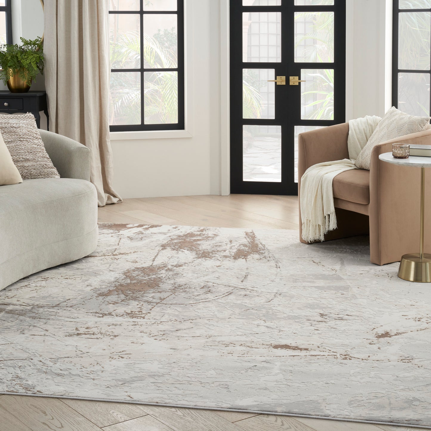 Nourison Home Desire  Cream Grey  Contemporary