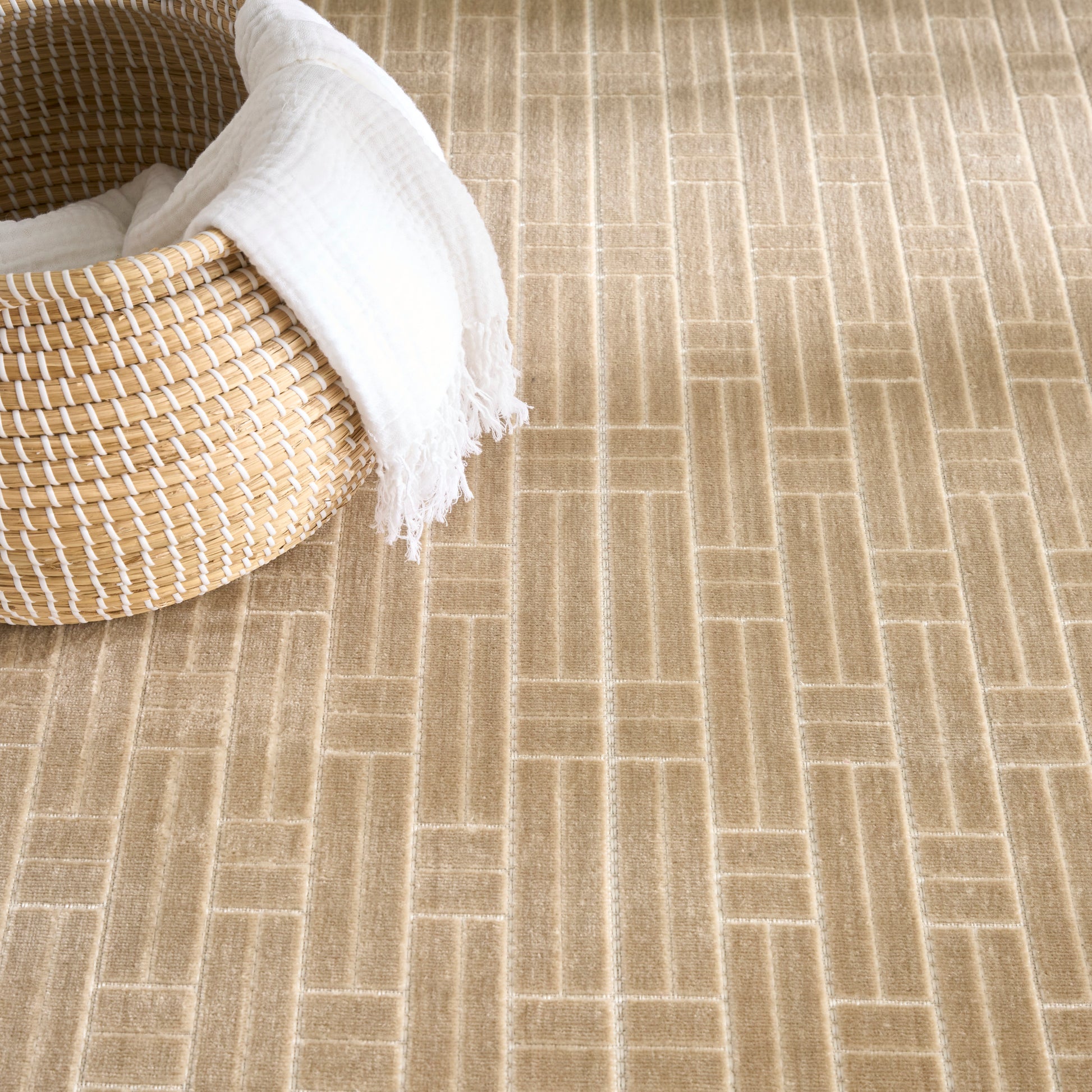 Nourison Home Washable Charm  Beige Ivory  Contemporary