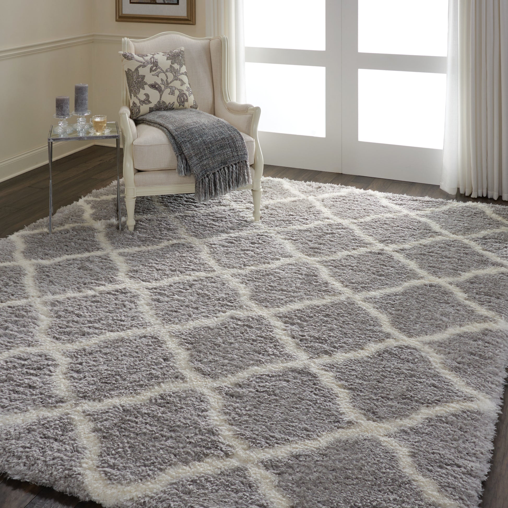 Nourison Home Luxe Shag  Grey Ivory  Contemporary