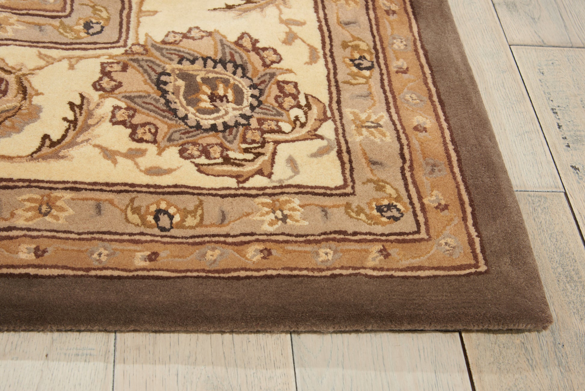 Nourison Home Nourison 2000  Slate  Traditional