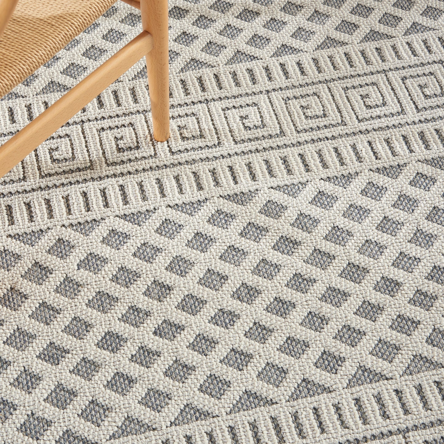 Nourison Home Paxton  Ivory Slate  Contemporary