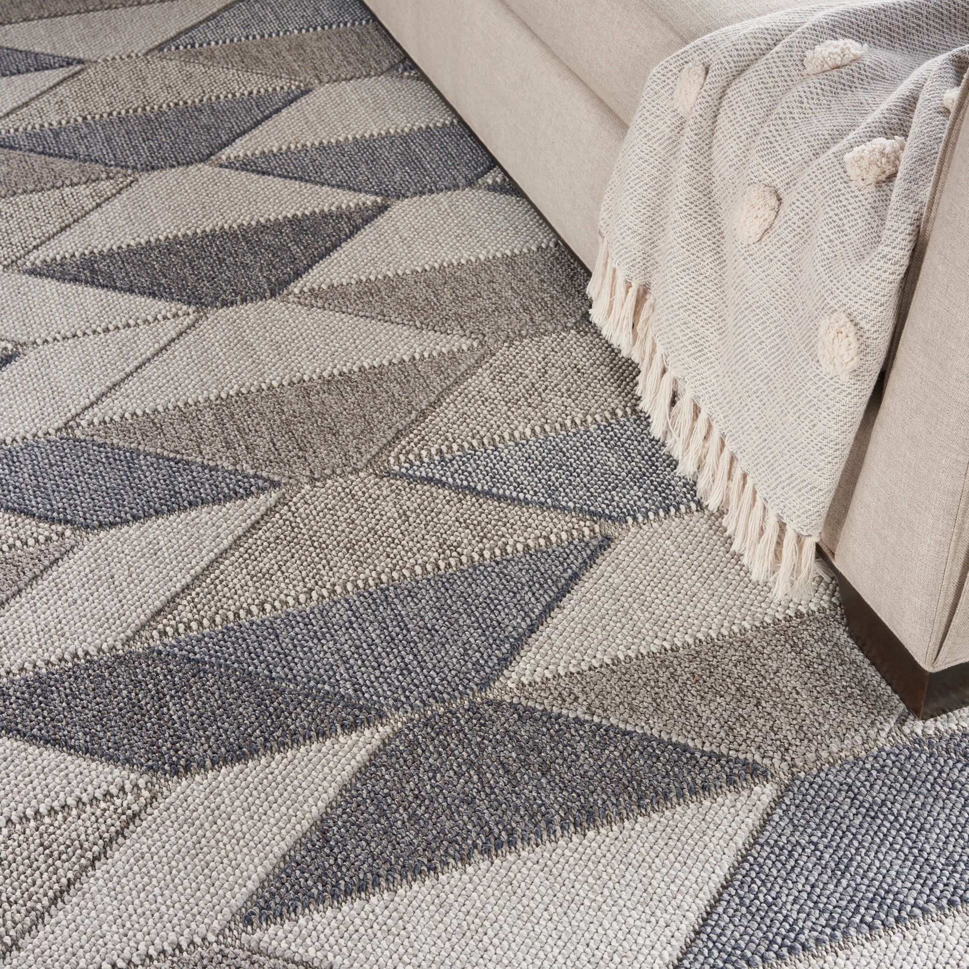 Nourison Home Paxton  Grey Charcoal  Contemporary