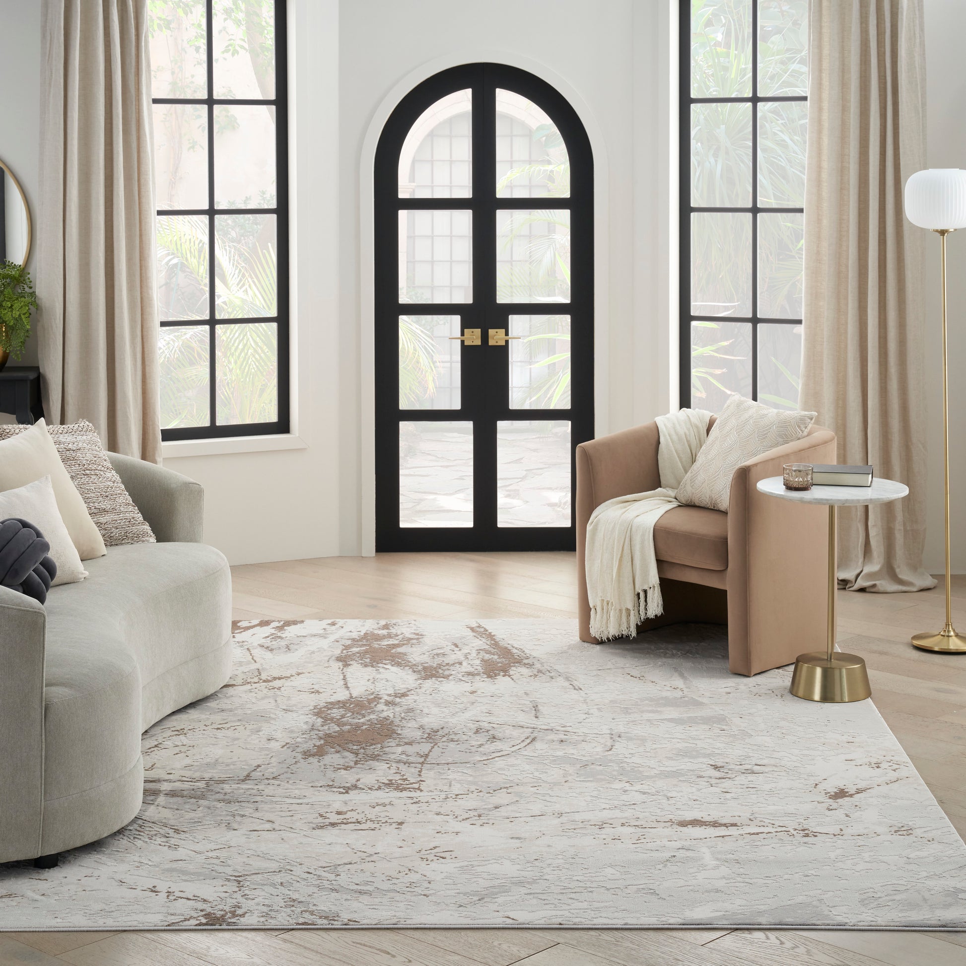 Nourison Home Desire  Cream Grey  Contemporary