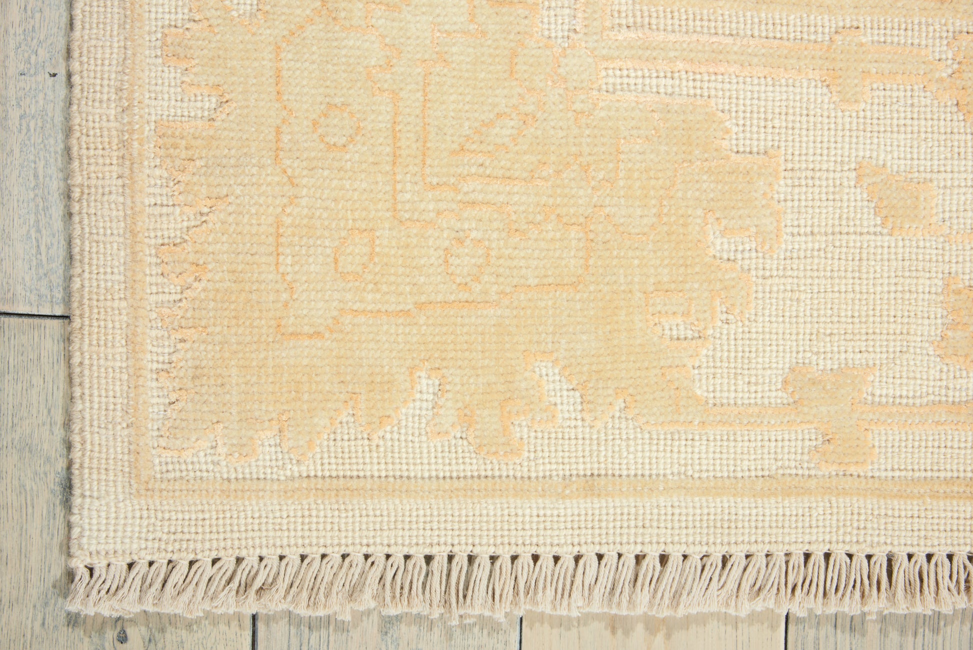 Nourison Home Silk Pointe  Ivory  Traditional