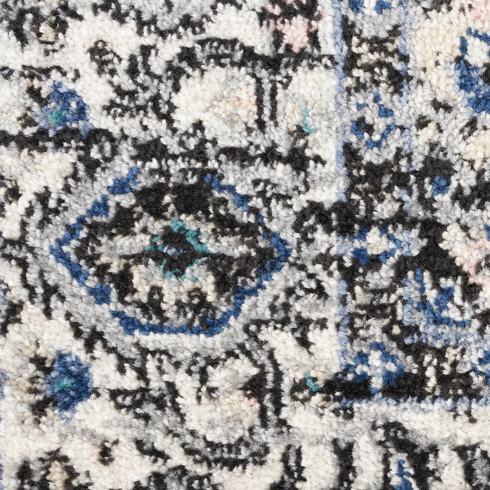 Nourison Home Passion  Black Ivory  Transitional