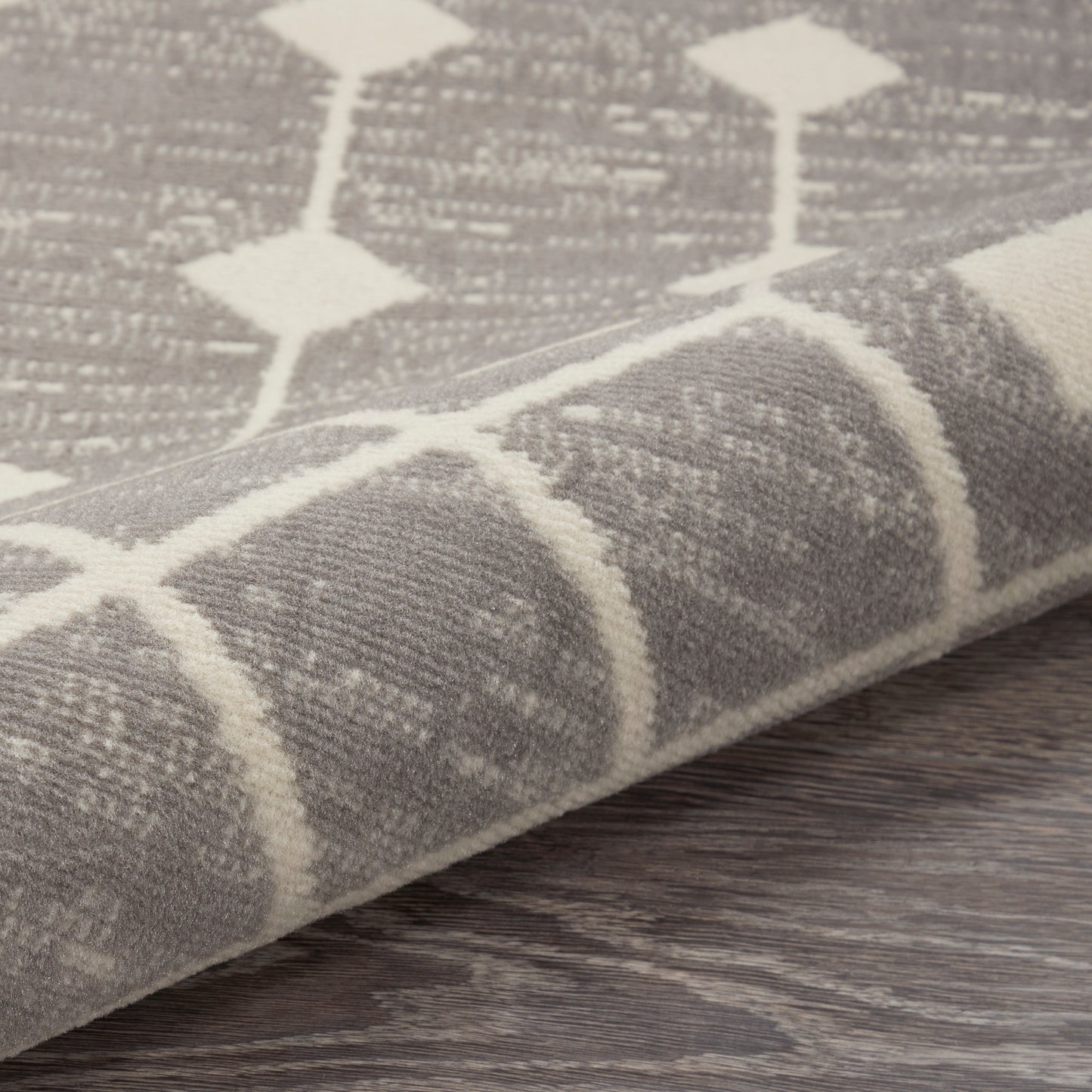 Nourison Home Grafix  Grey  Transitional