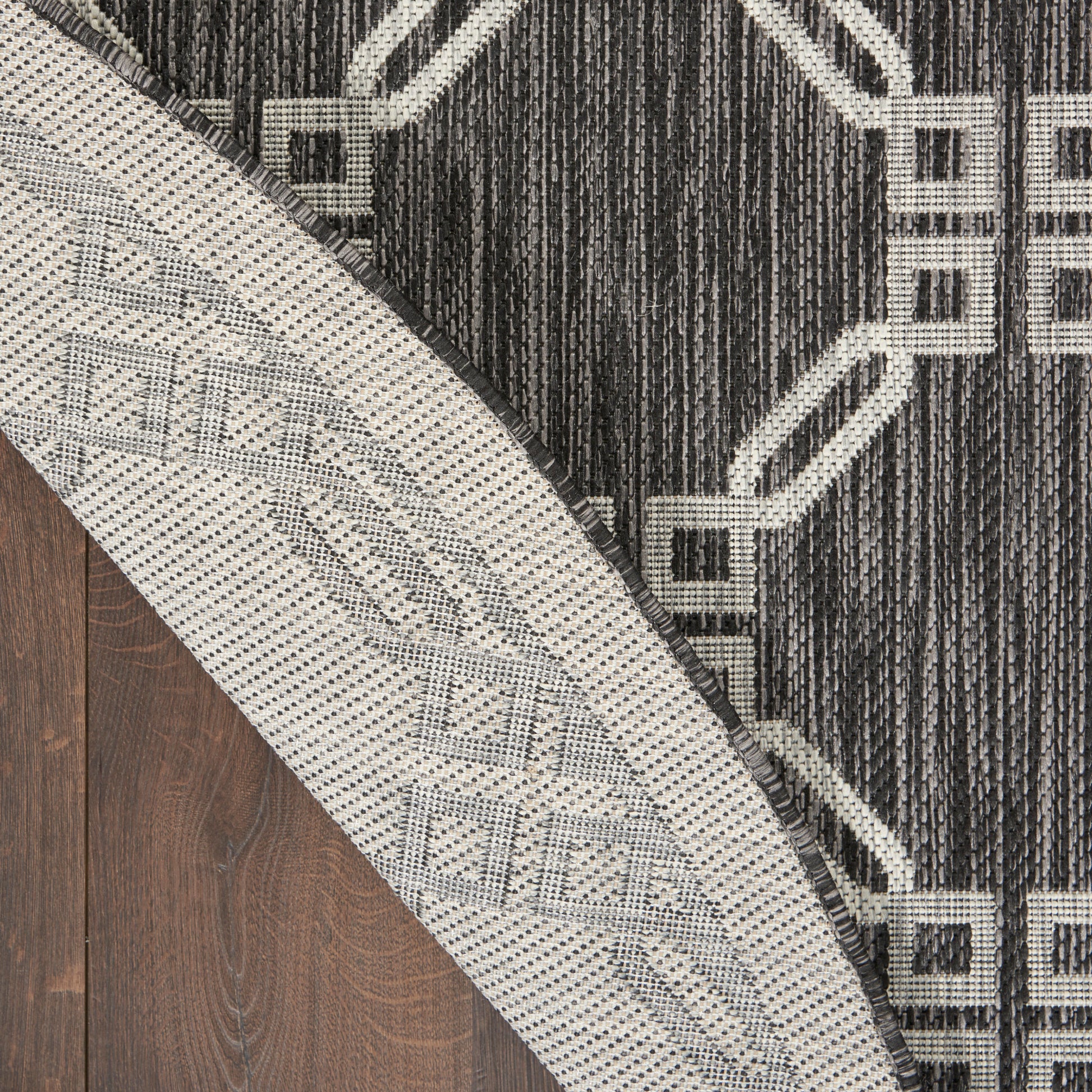 Nourison Home Country Side  Charcoal  Transitional