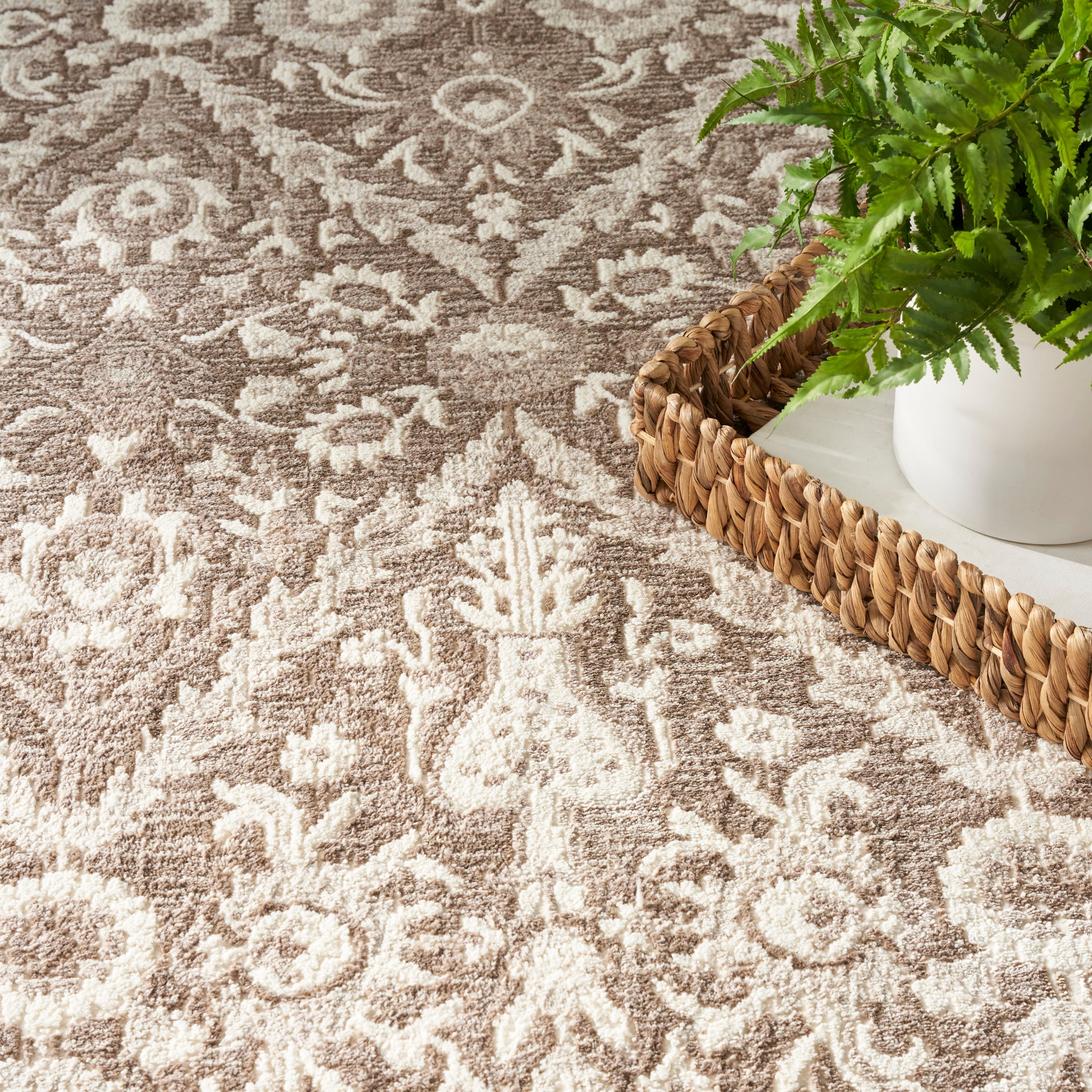 Nourison Home Eco Cycle  Ivory Mocha  Traditional